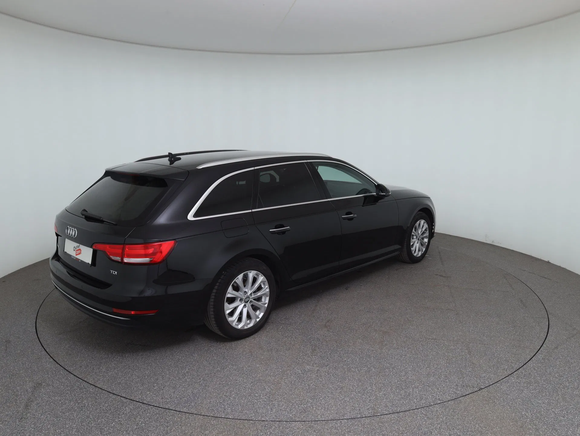 Audi A4 Avant 2.0 TDI design | Bild 5 von 30