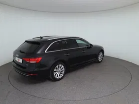 Audi A4 Avant 2.0 TDI design | Thumbnail 5 von 30