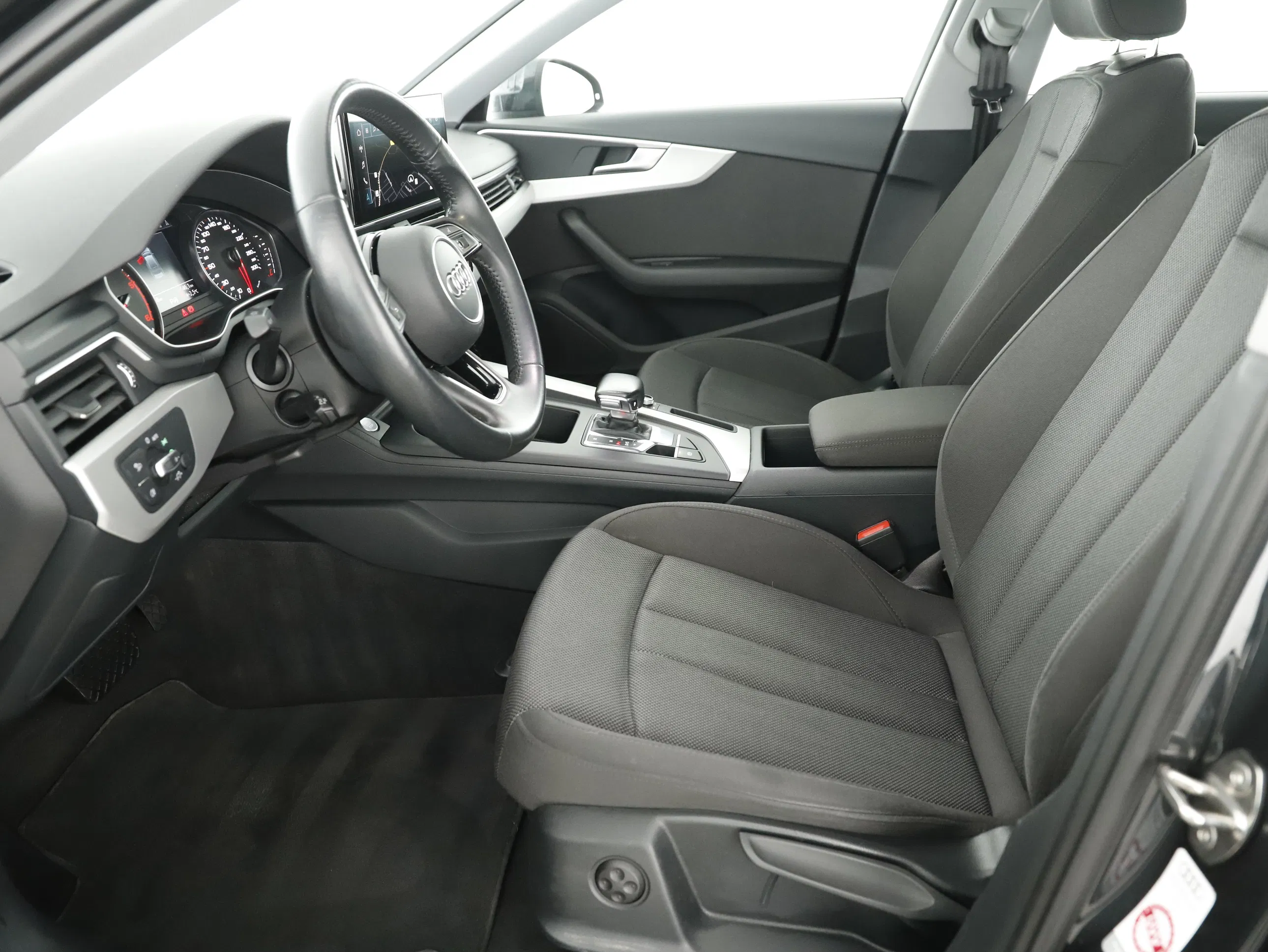 Audi A4 Limo. 30 TDI Aut. | Bild 8 von 25