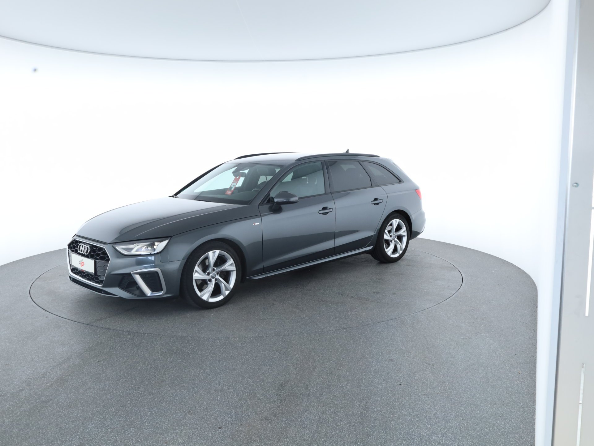 Audi A4 Avant 35 2.0 TDI S-Line | Bild 2 von 24