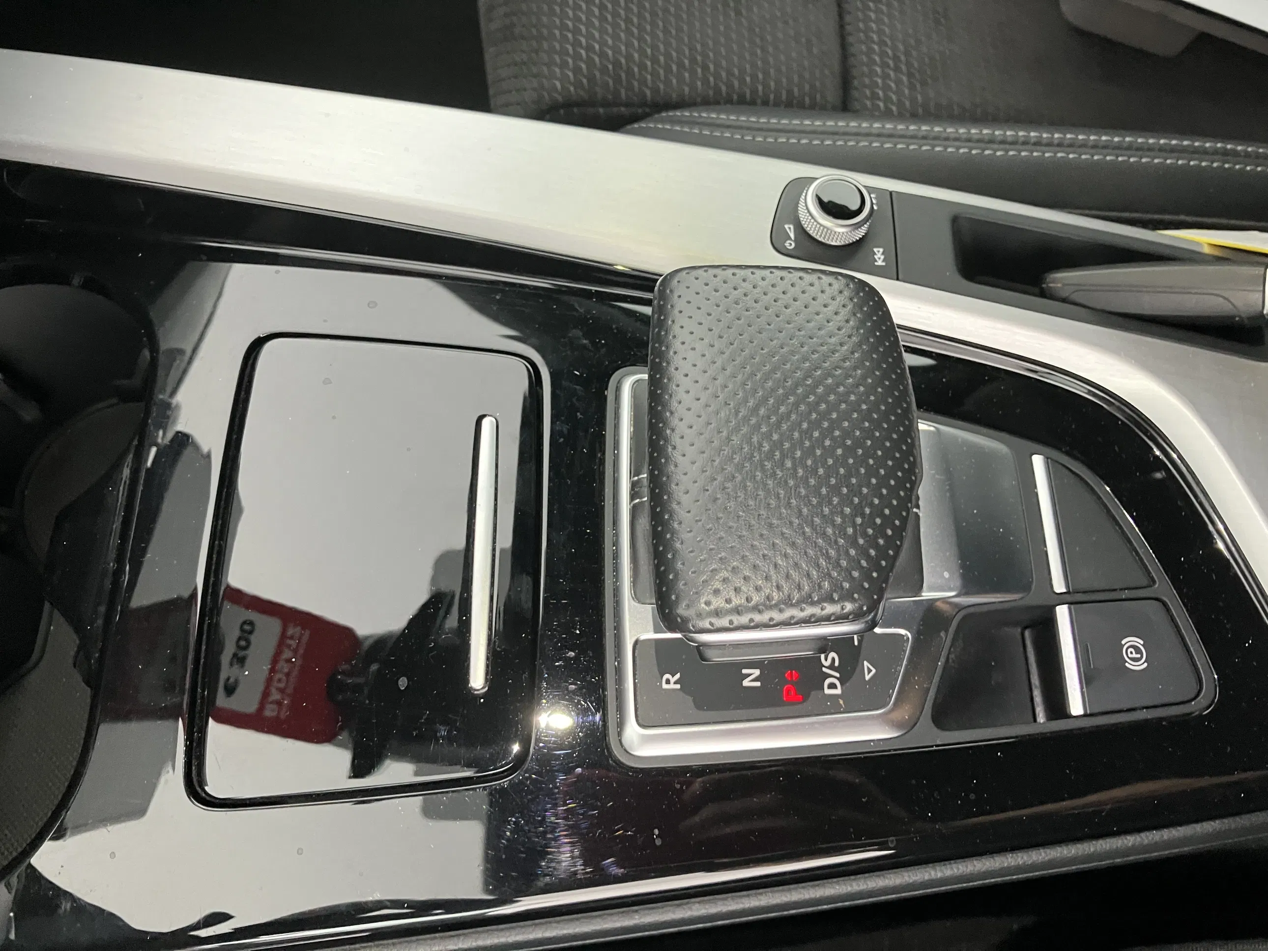 Audi A4 Avant 35 2.0 TDI S-Line | Bild 14 von 24