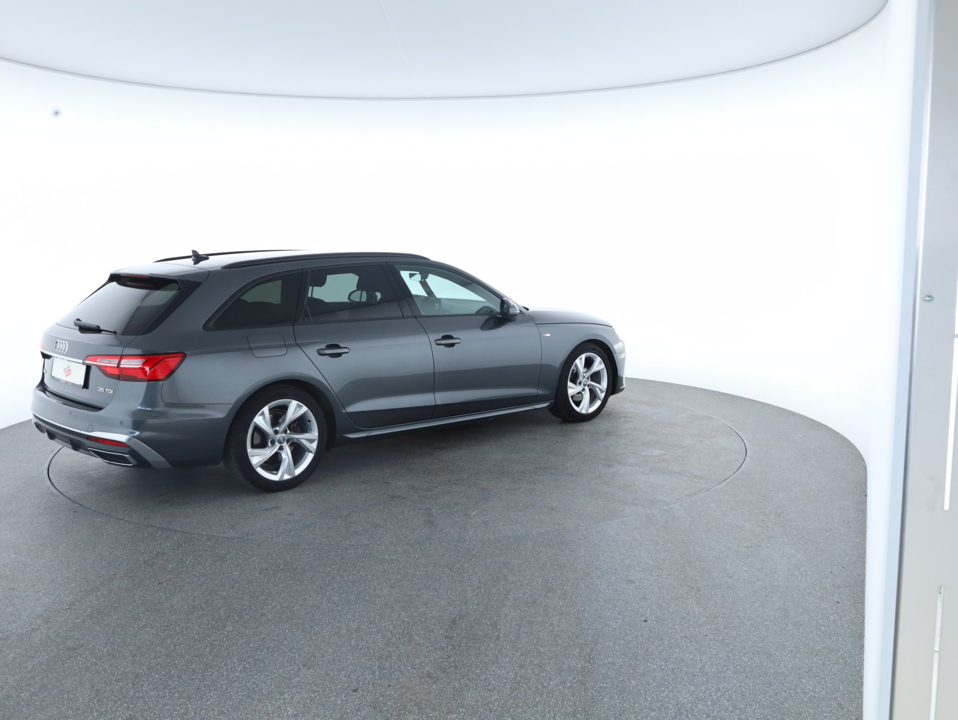Audi A4 Avant 35 2.0 TDI S-Line | Bild 21 von 24