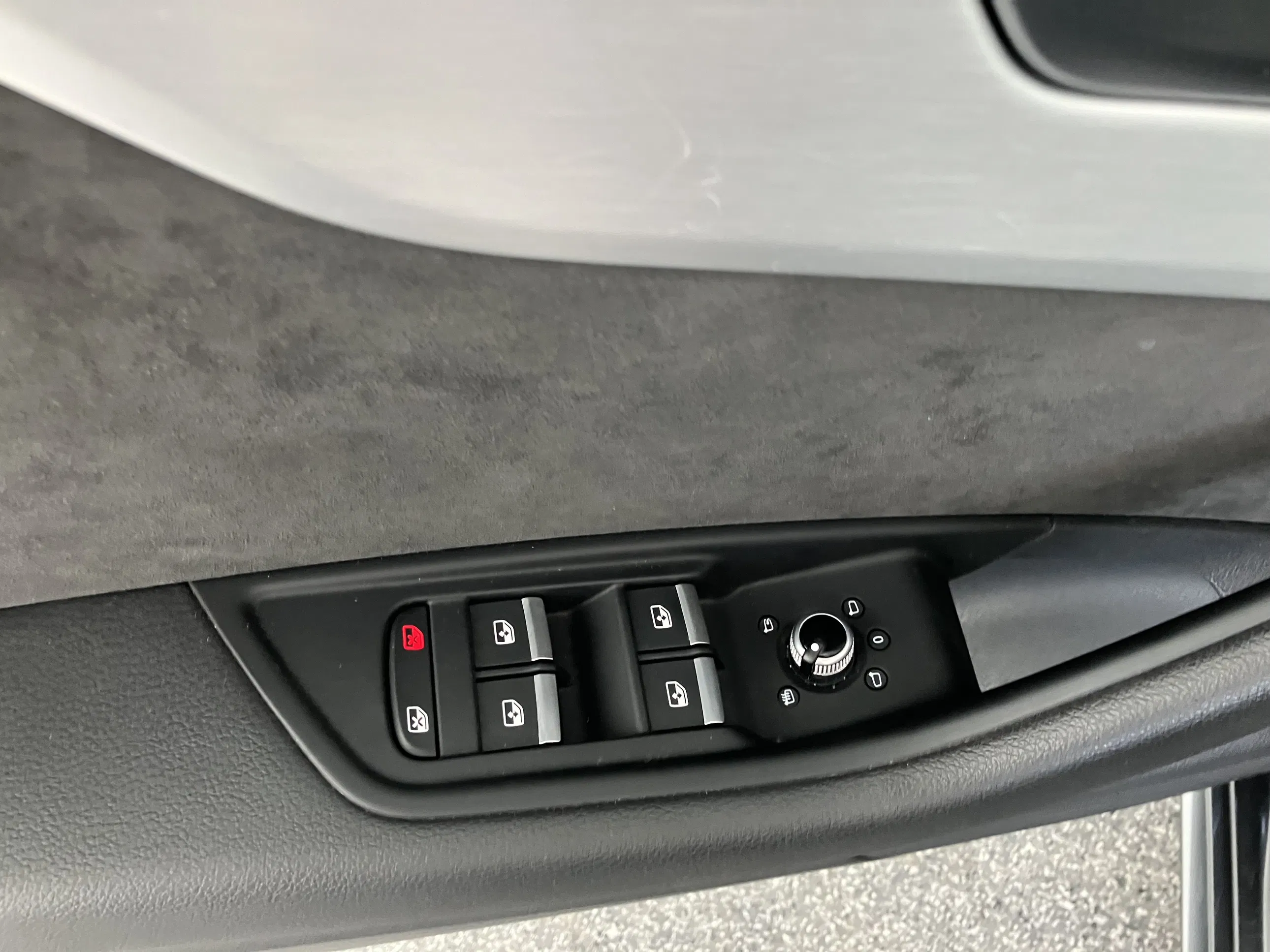 Audi A4 Avant 35 2.0 TDI S-Line | Bild 6 von 24