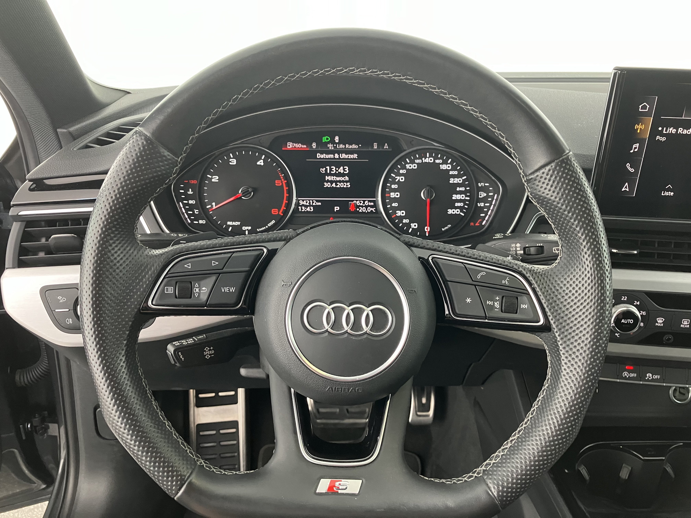 Audi A4 Avant 35 2.0 TDI S-Line | Bild 8 von 24