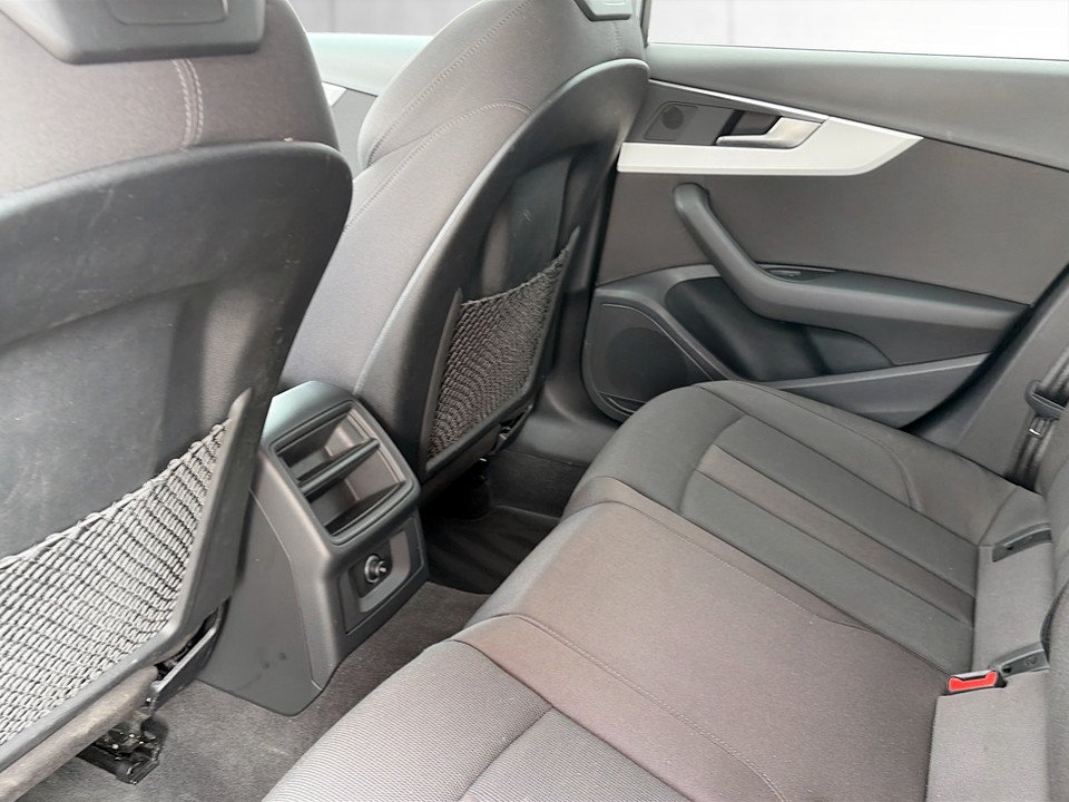 Audi A4 Avant 50 3.0 TDI quattro S-Line | Bild 18 von 21