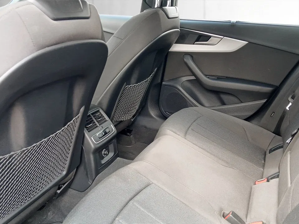 Audi A4 40 2.0 TDI quattro advanced | Bild 23 von 24