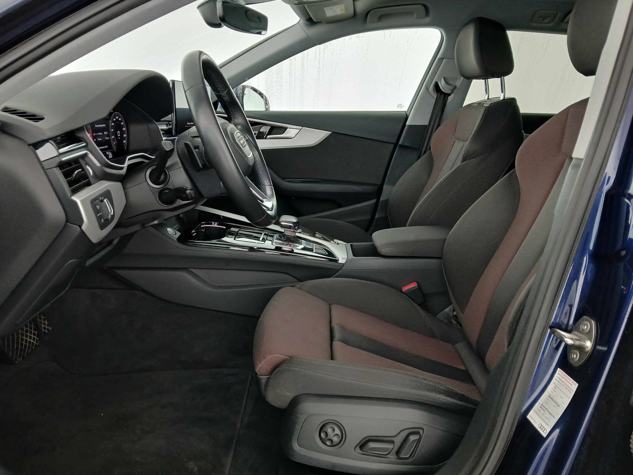 Audi A4 Avant 35 2.0 TDI advanced | Bild 14 von 31