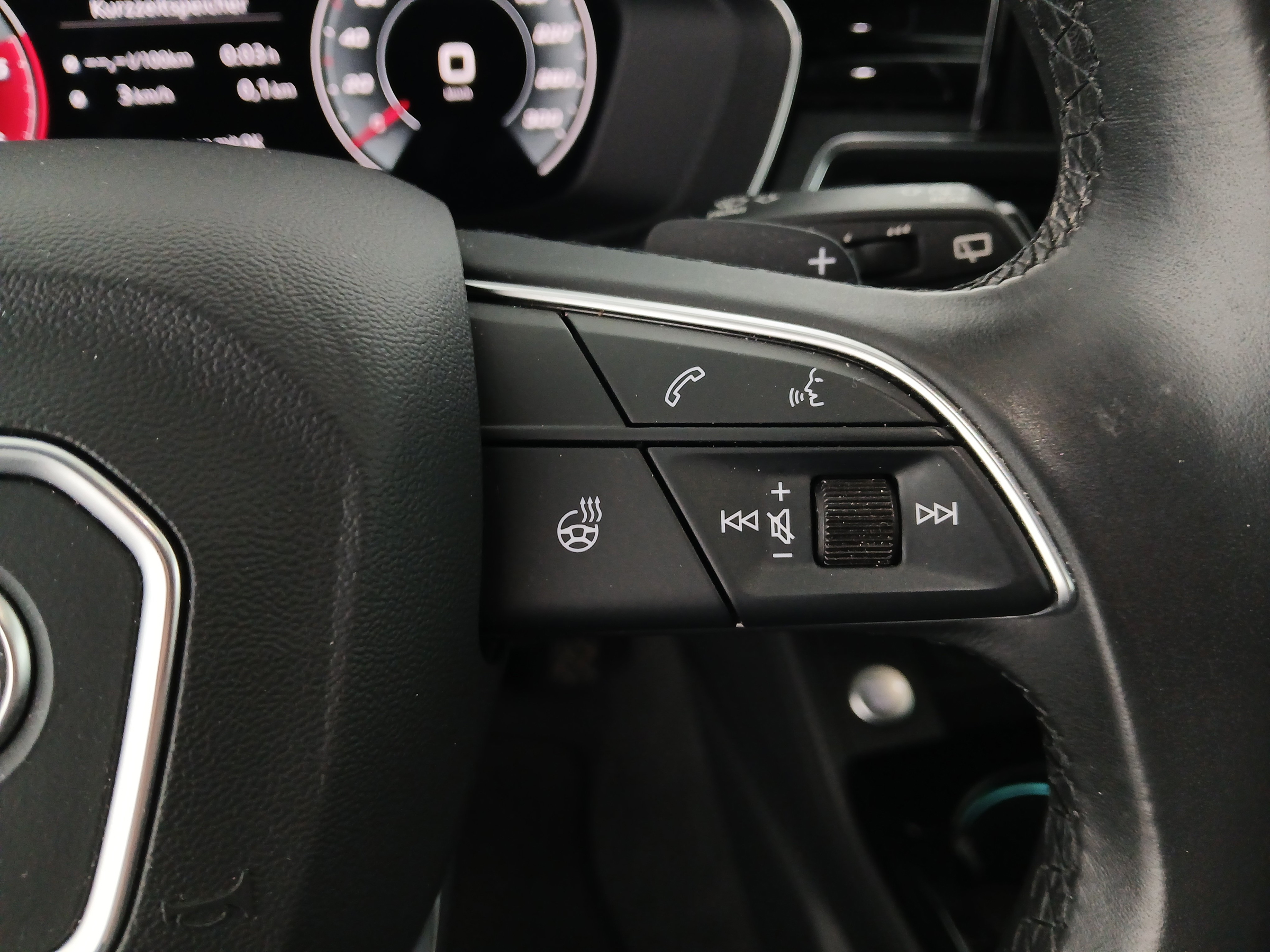 Audi A4 Avant 35 2.0 TDI advanced | Bild 18 von 31