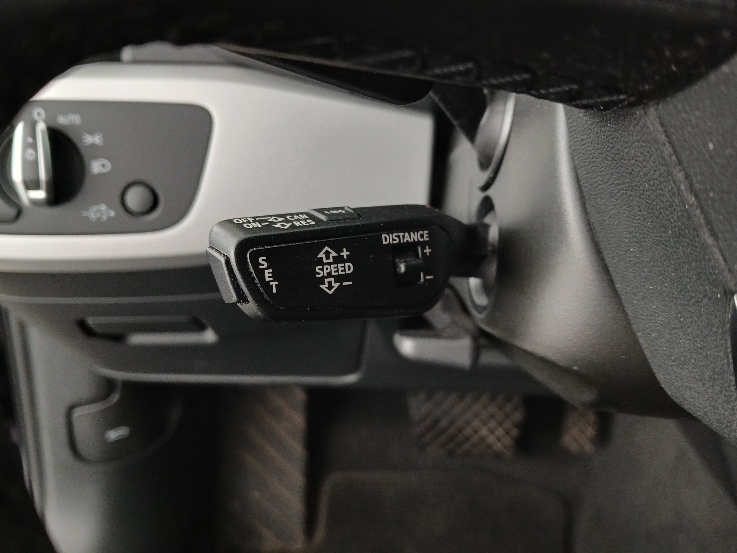 Audi A4 Avant 35 2.0 TDI advanced | Bild 19 von 31