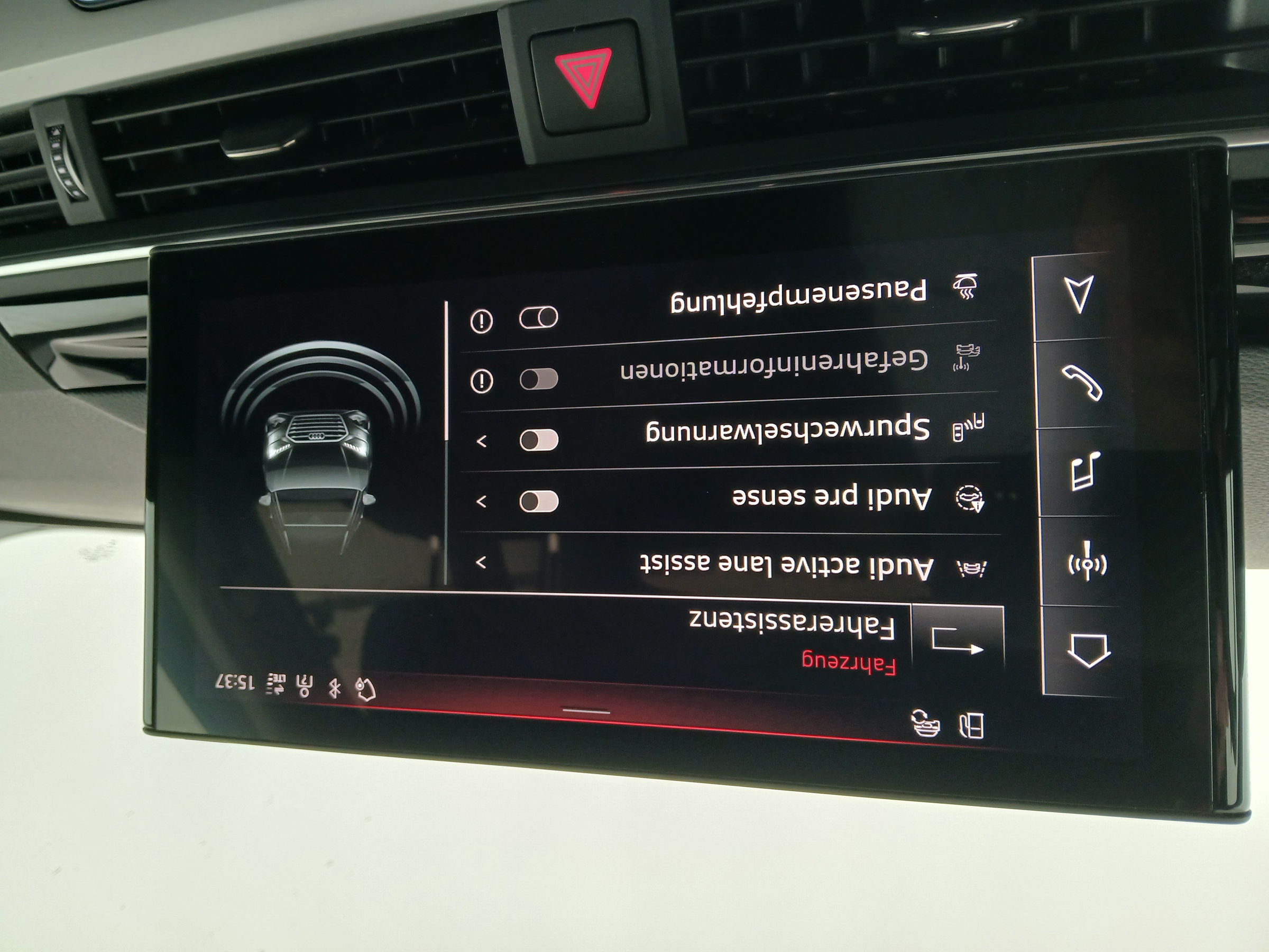 Audi A4 Avant 35 2.0 TDI advanced | Bild 23 von 31