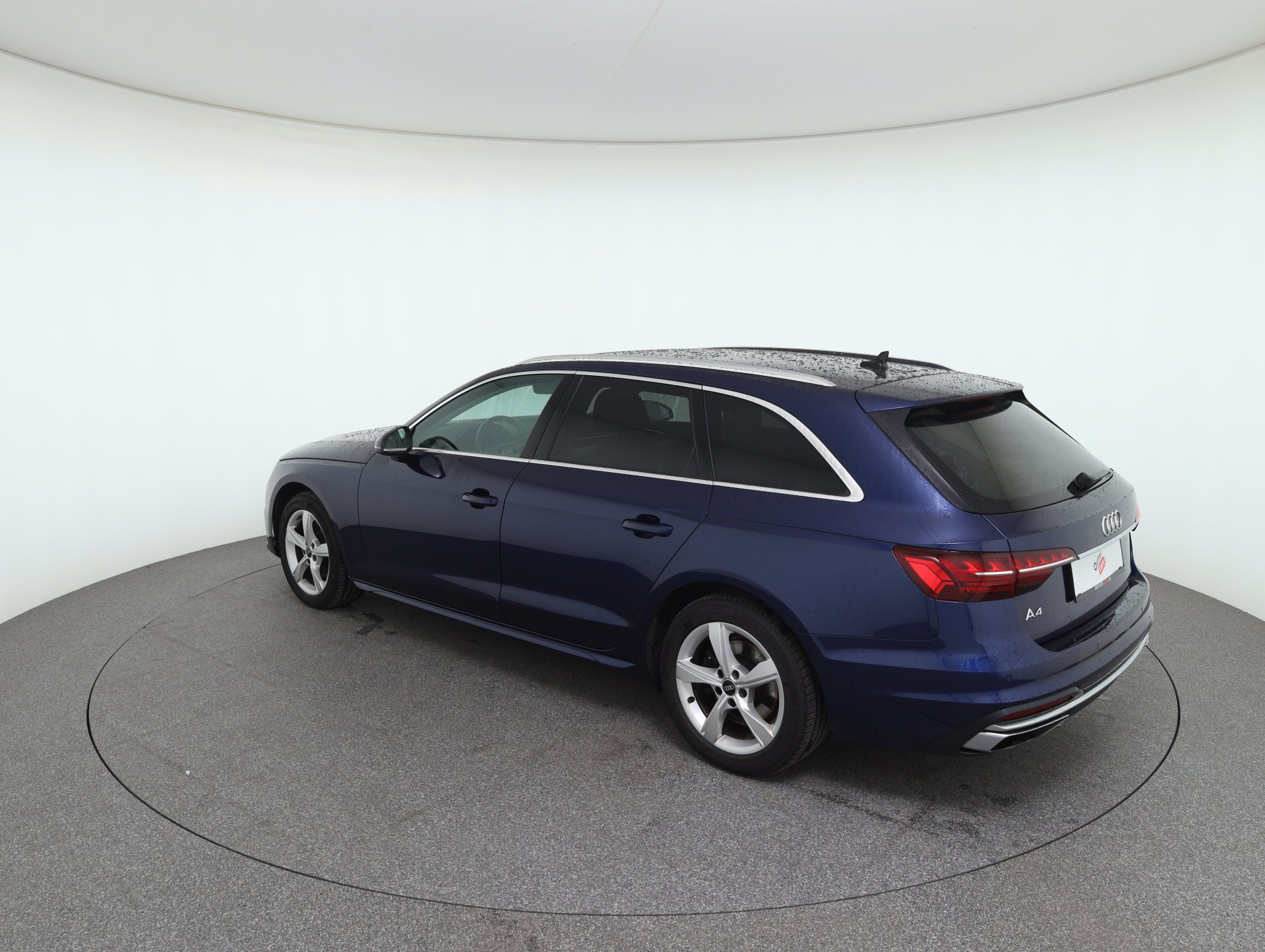 Audi A4 Avant 35 2.0 TDI advanced | Bild 8 von 31