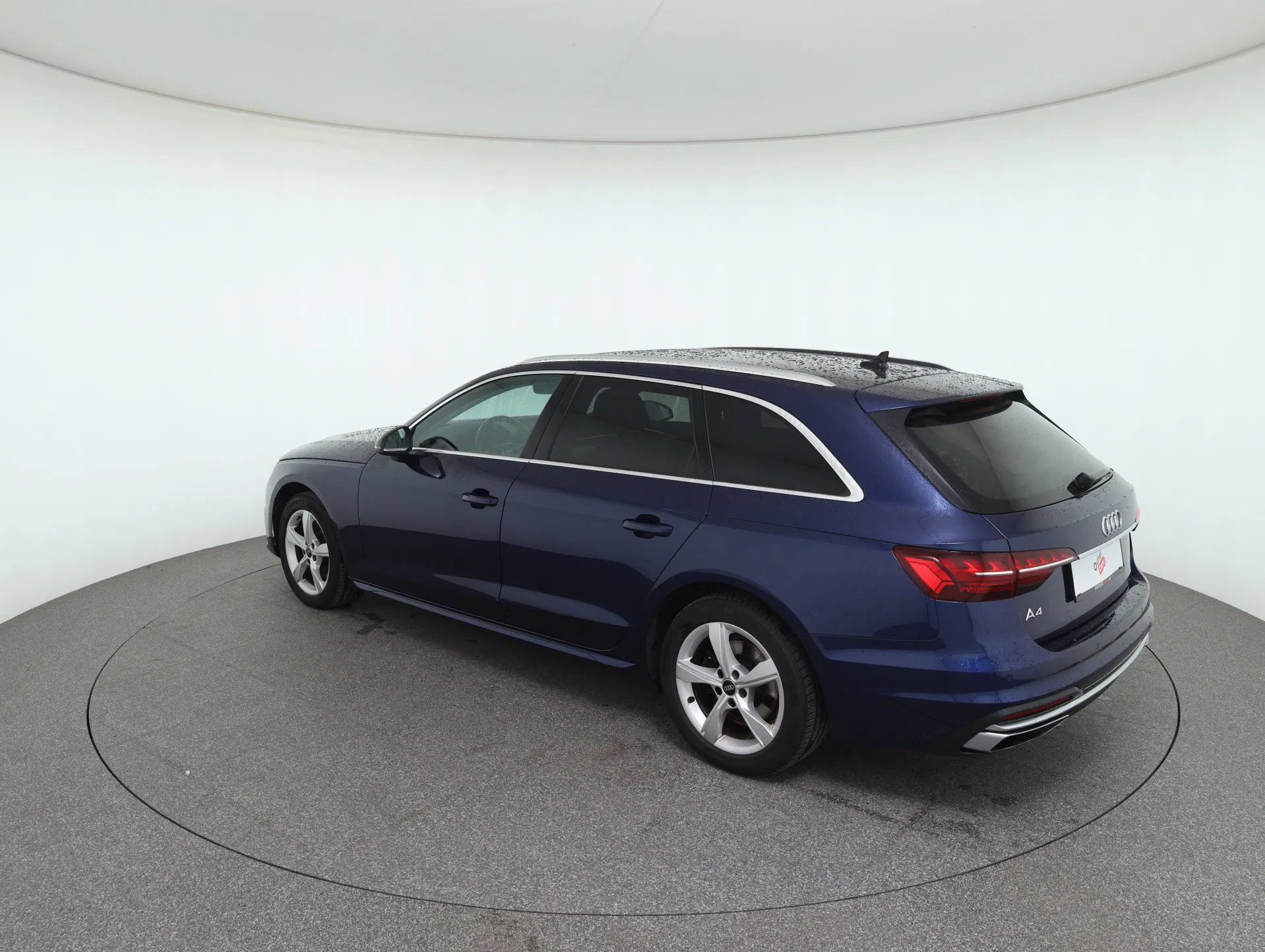 Audi A4 Avant 35 2.0 TDI advanced | Bild 8 von 31