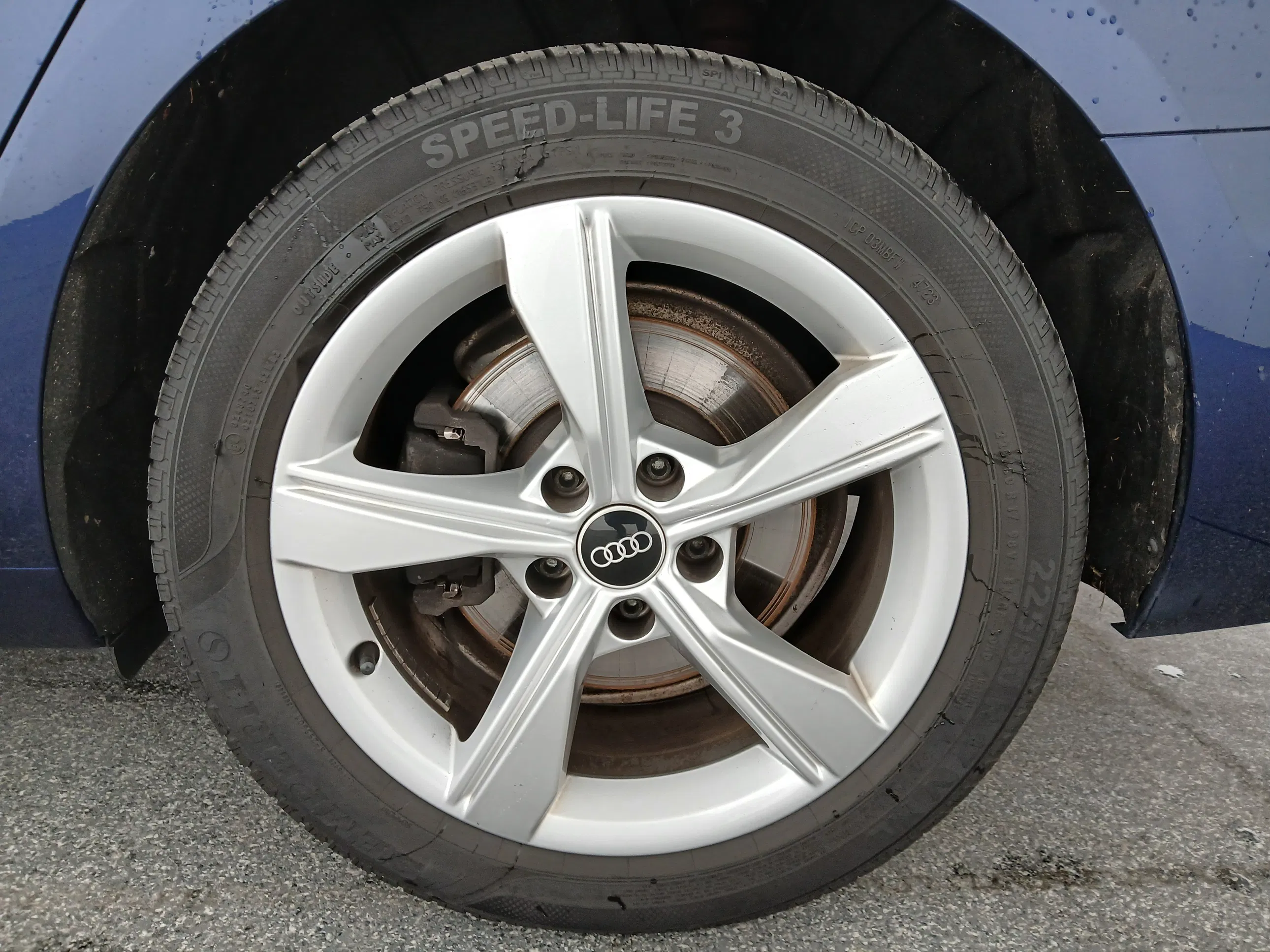 Audi A4 Avant 35 2.0 TDI advanced | Bild 10 von 31