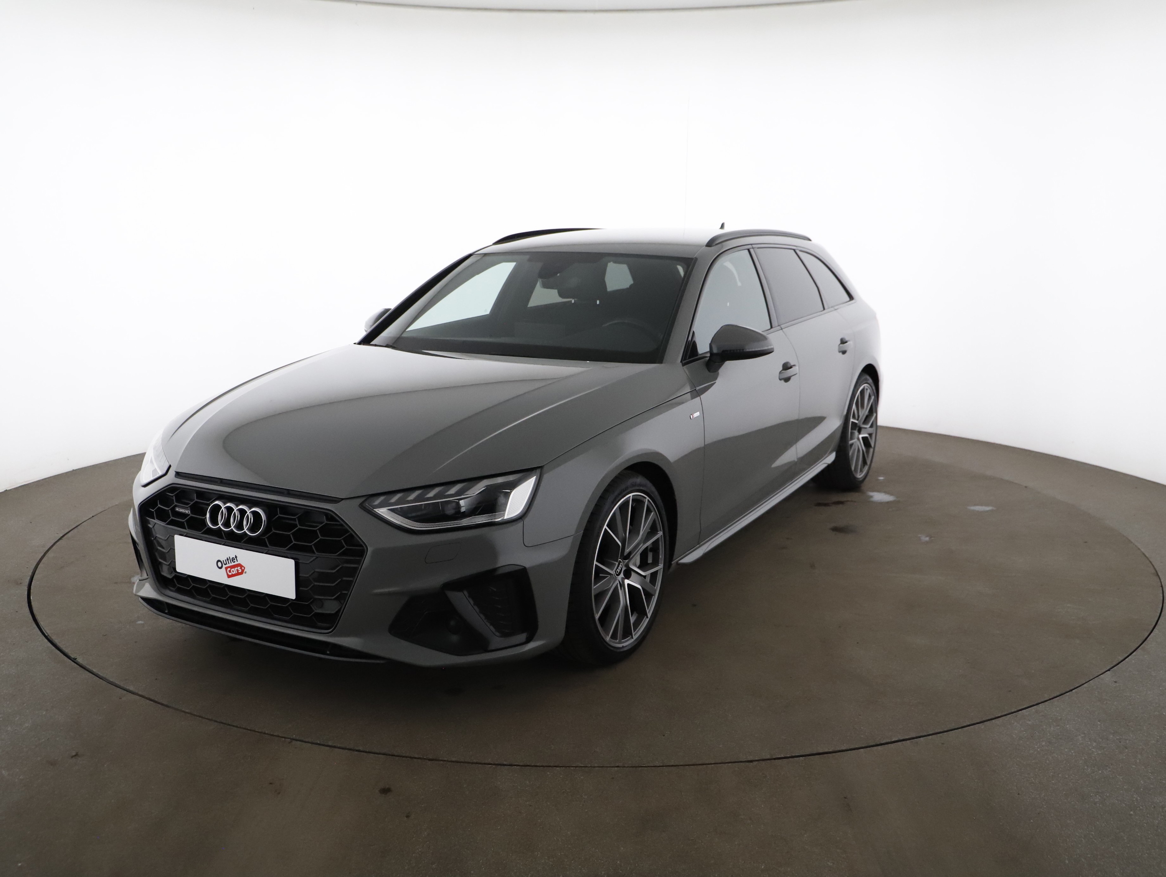 Bild eines Audi A4 Avant 40 2.0 TDI quattro S-Line