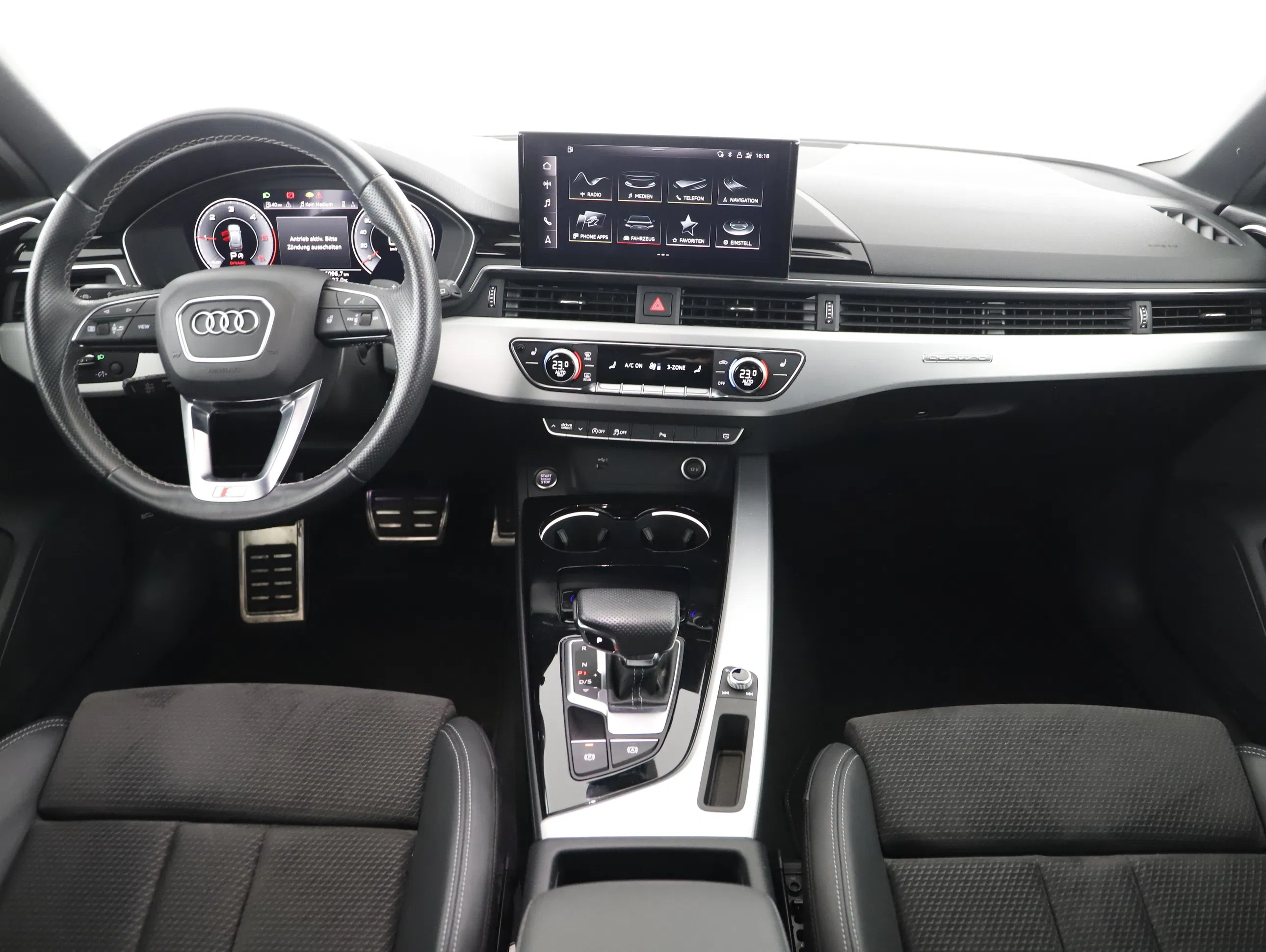 Audi A4 Avant 40 2.0 TDI quattro S-Line | Bild 7 von 24