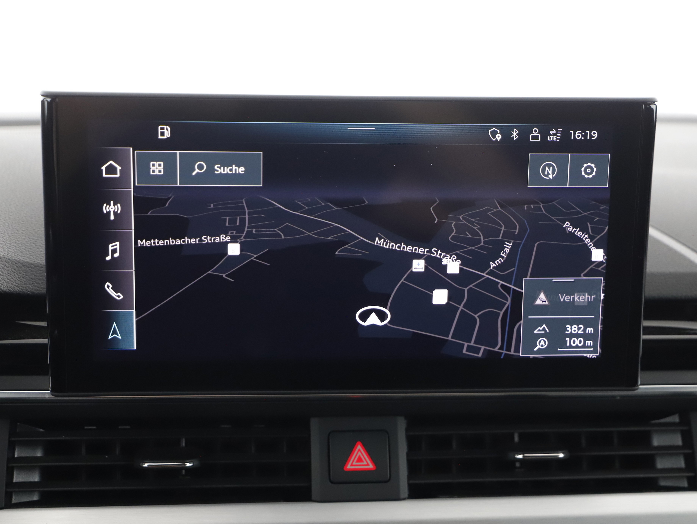 Audi A4 Avant 40 2.0 TDI quattro S-Line | Bild 12 von 24