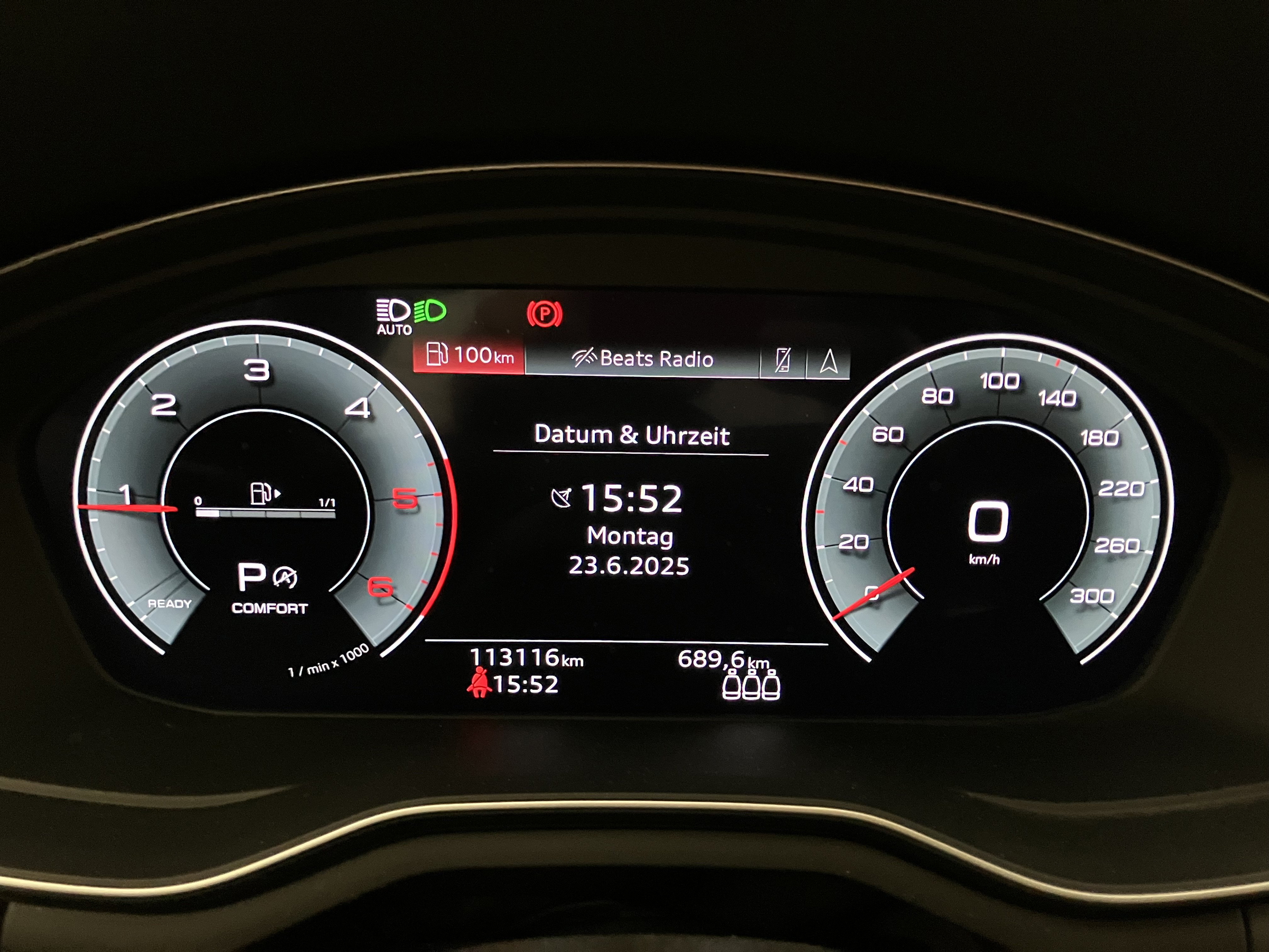 Audi A4 Avant 40 2.0 TDI quattro S-Line | Bild 15 von 30