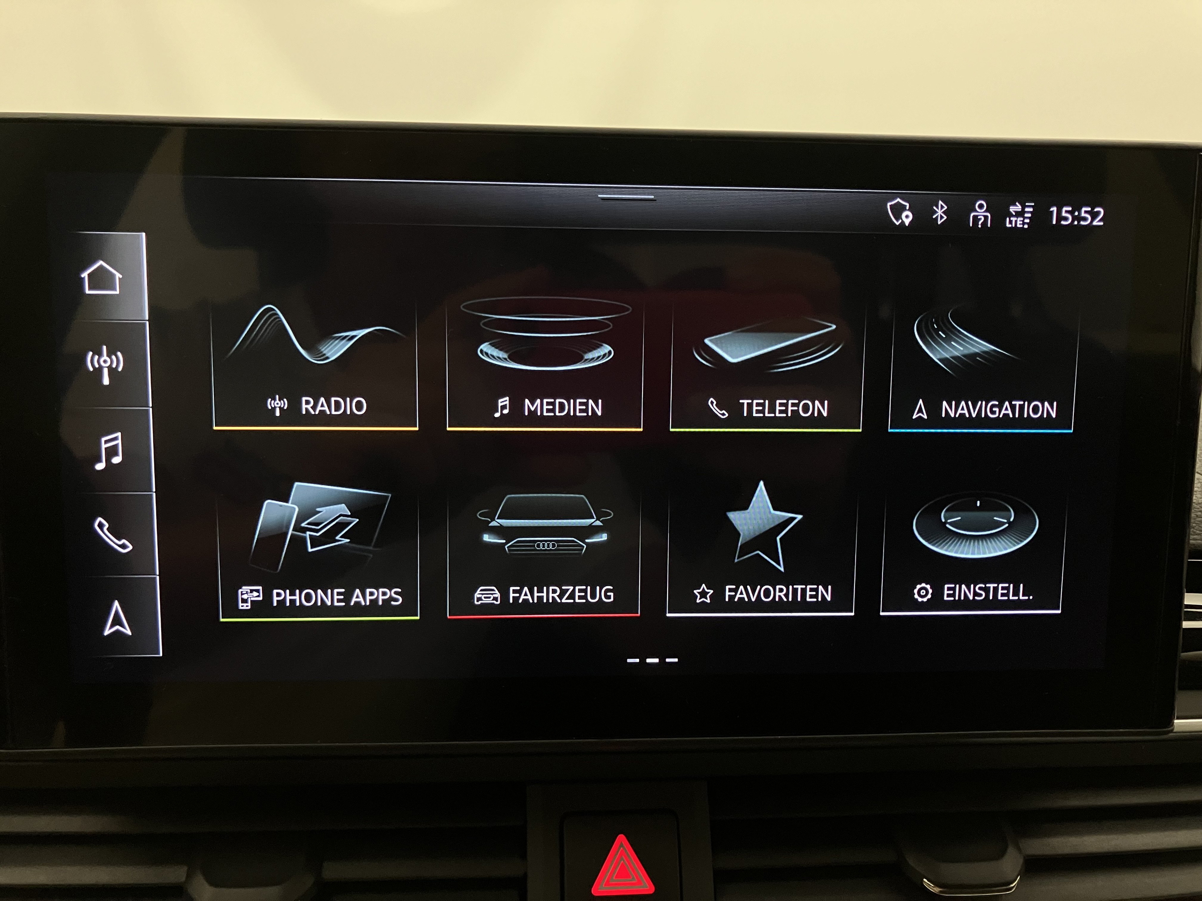 Audi A4 Avant 40 2.0 TDI quattro S-Line | Bild 18 von 30