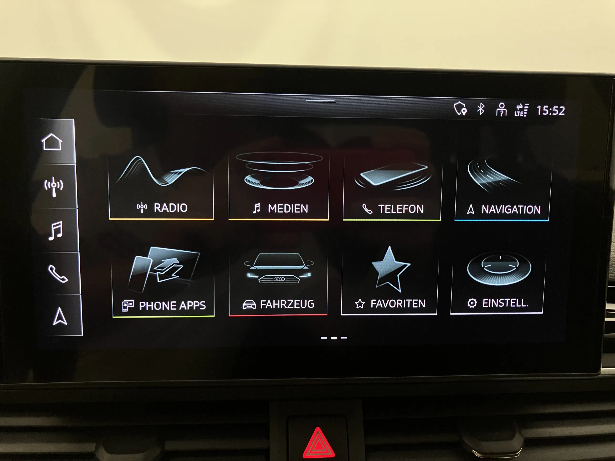 Audi A4 Avant 40 2.0 TDI quattro S-Line | Bild 18 von 30