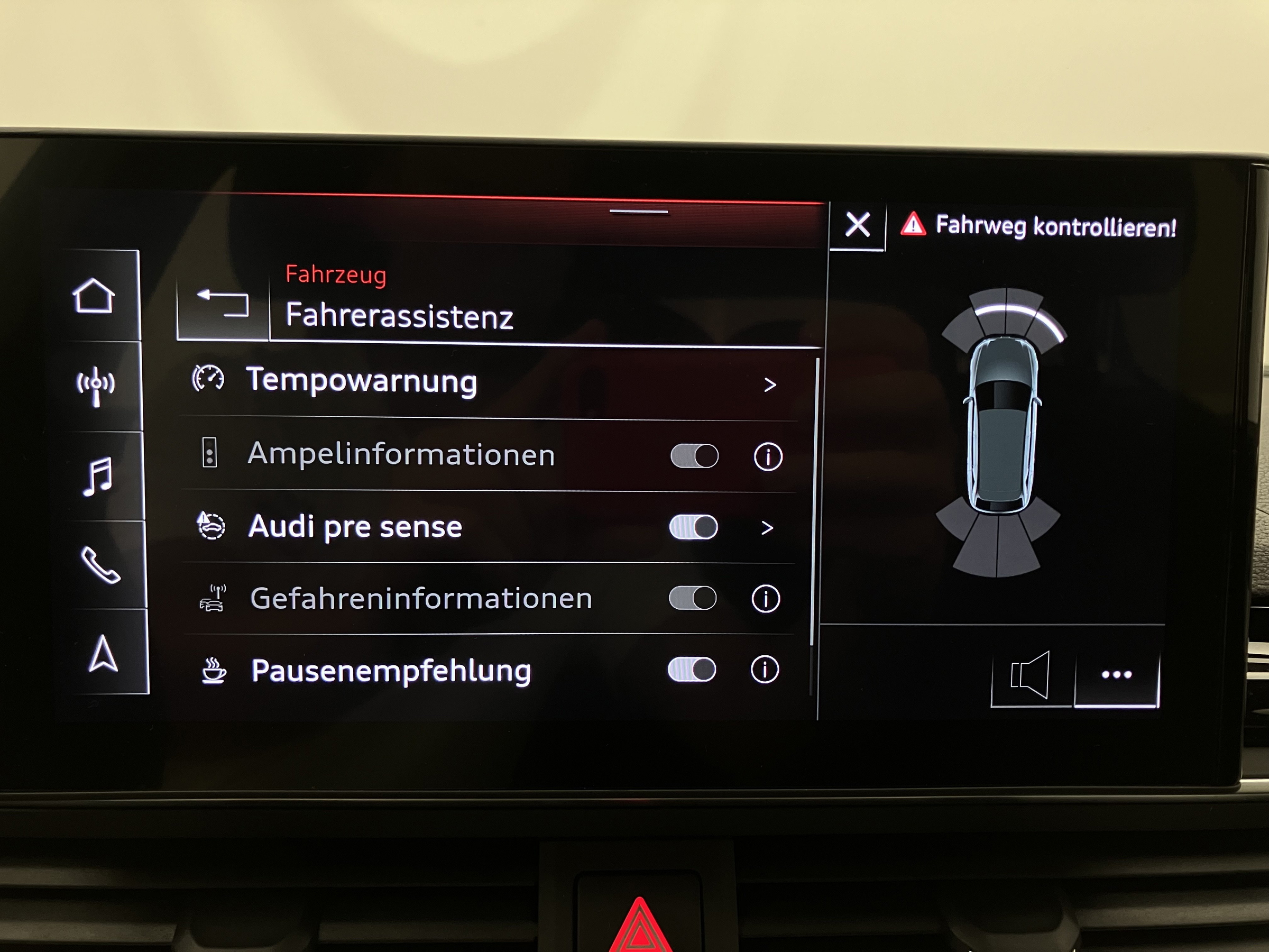 Audi A4 Avant 40 2.0 TDI quattro S-Line | Bild 21 von 30