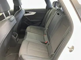 Audi A4 Avant 40 2.0 TDI quattro S-Line | Thumbnail 25 von 30