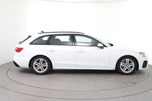 Audi A4 Avant 40 2.0 TDI quattro S-Line | Thumbnail 7 von 30