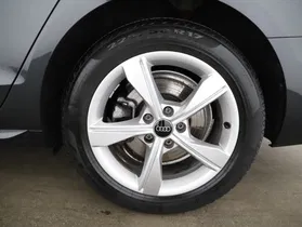 Audi A4 Avant 30 2.0 TDI advanced | Thumbnail 24 von 25
