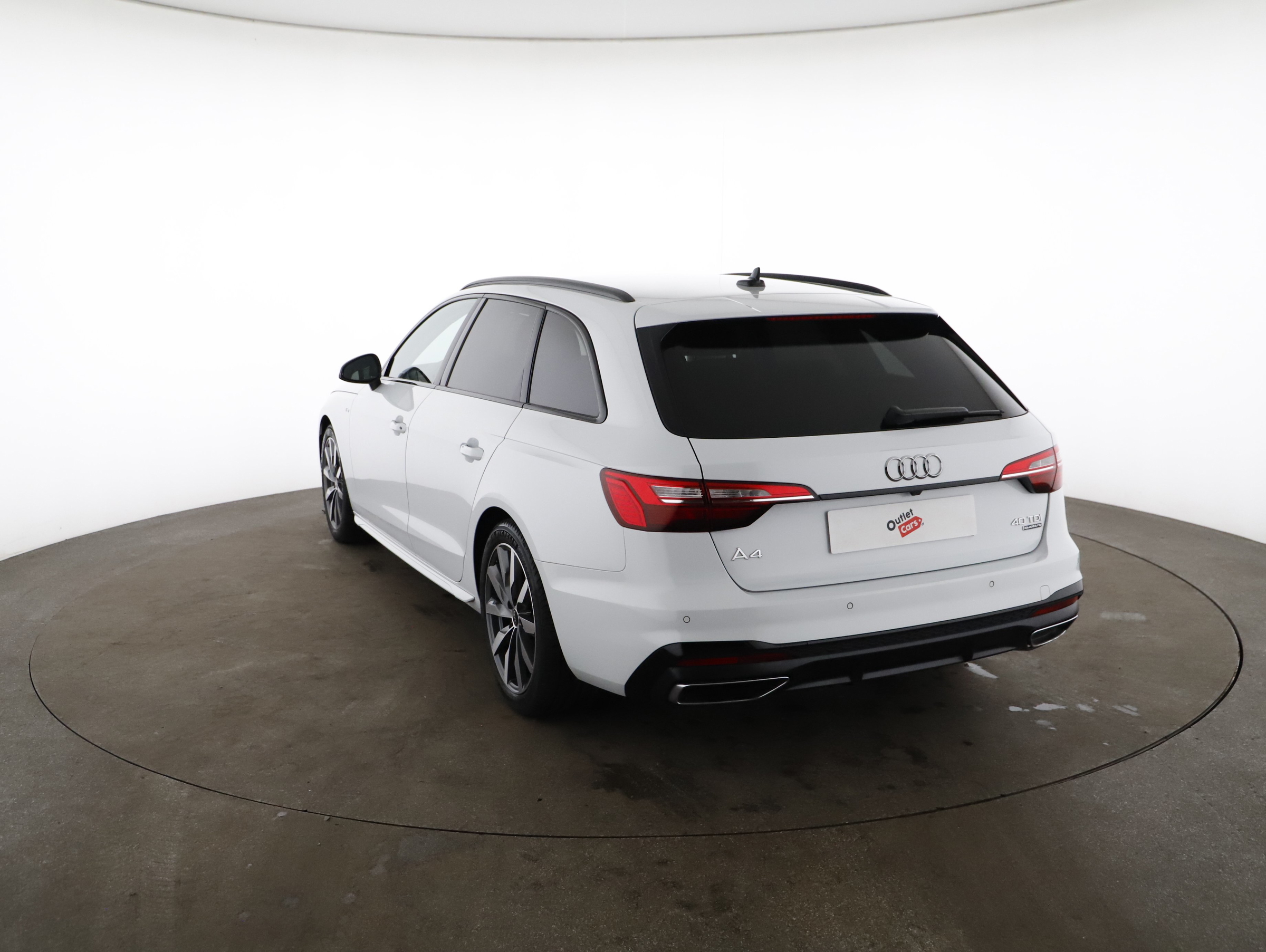 Audi A4 Avant 40 2.0 TDI quattro S-Line | Bild 21 von 25