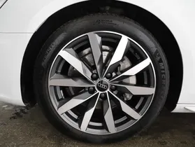 Audi A4 Avant 40 2.0 TDI quattro S-Line | Thumbnail 24 von 25