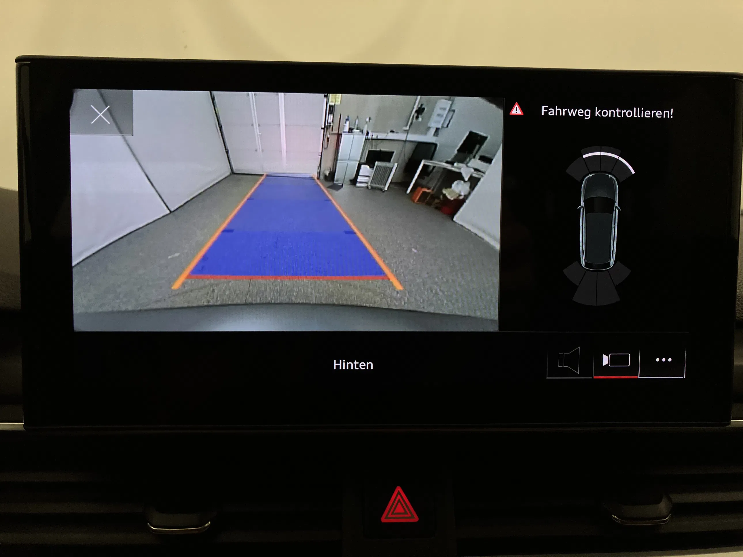 Audi A4 Avant 35 2.0 TDI advanced | Bild 23 von 31