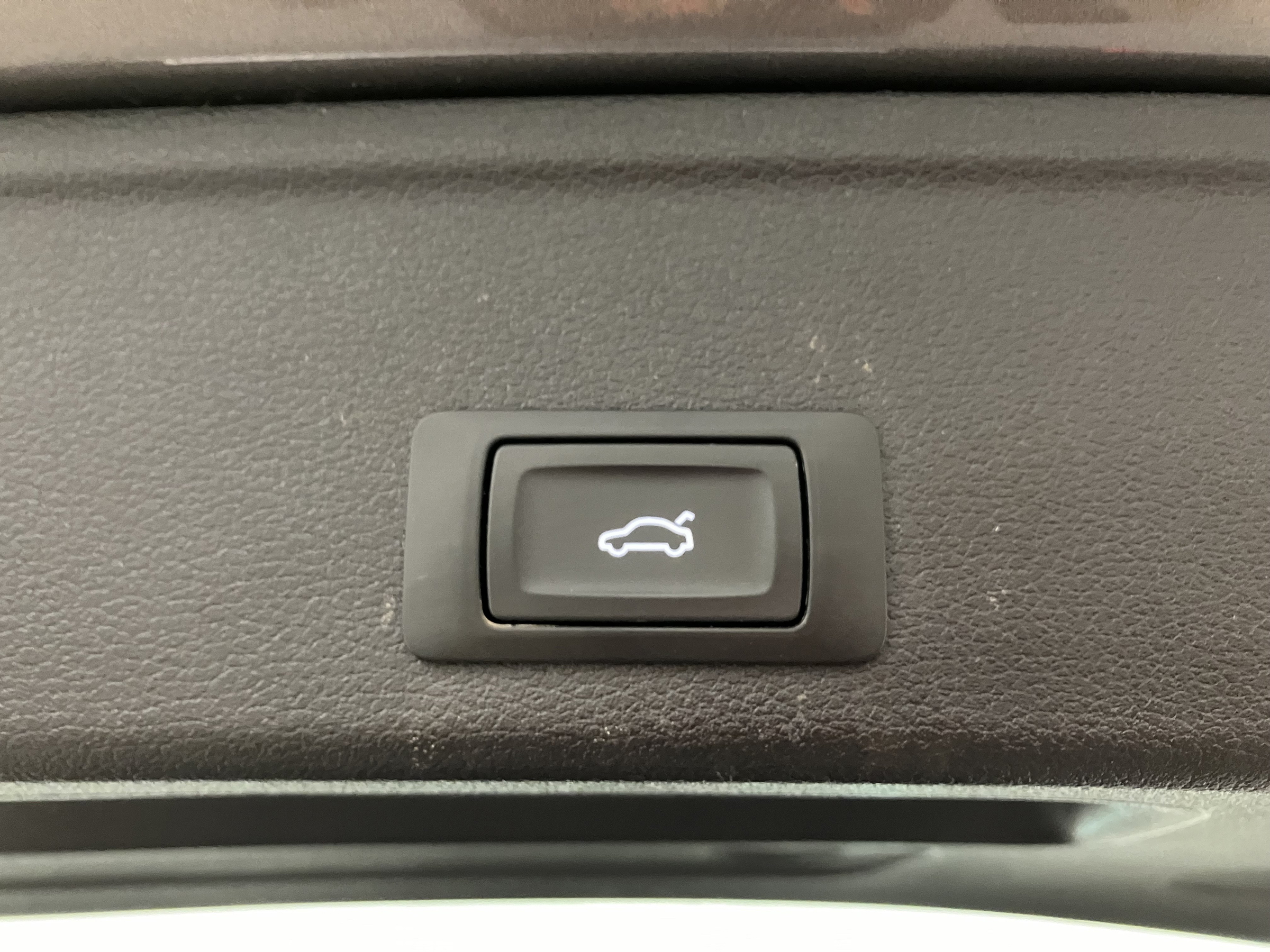 Audi A4 Avant 35 2.0 TDI advanced | Bild 30 von 31