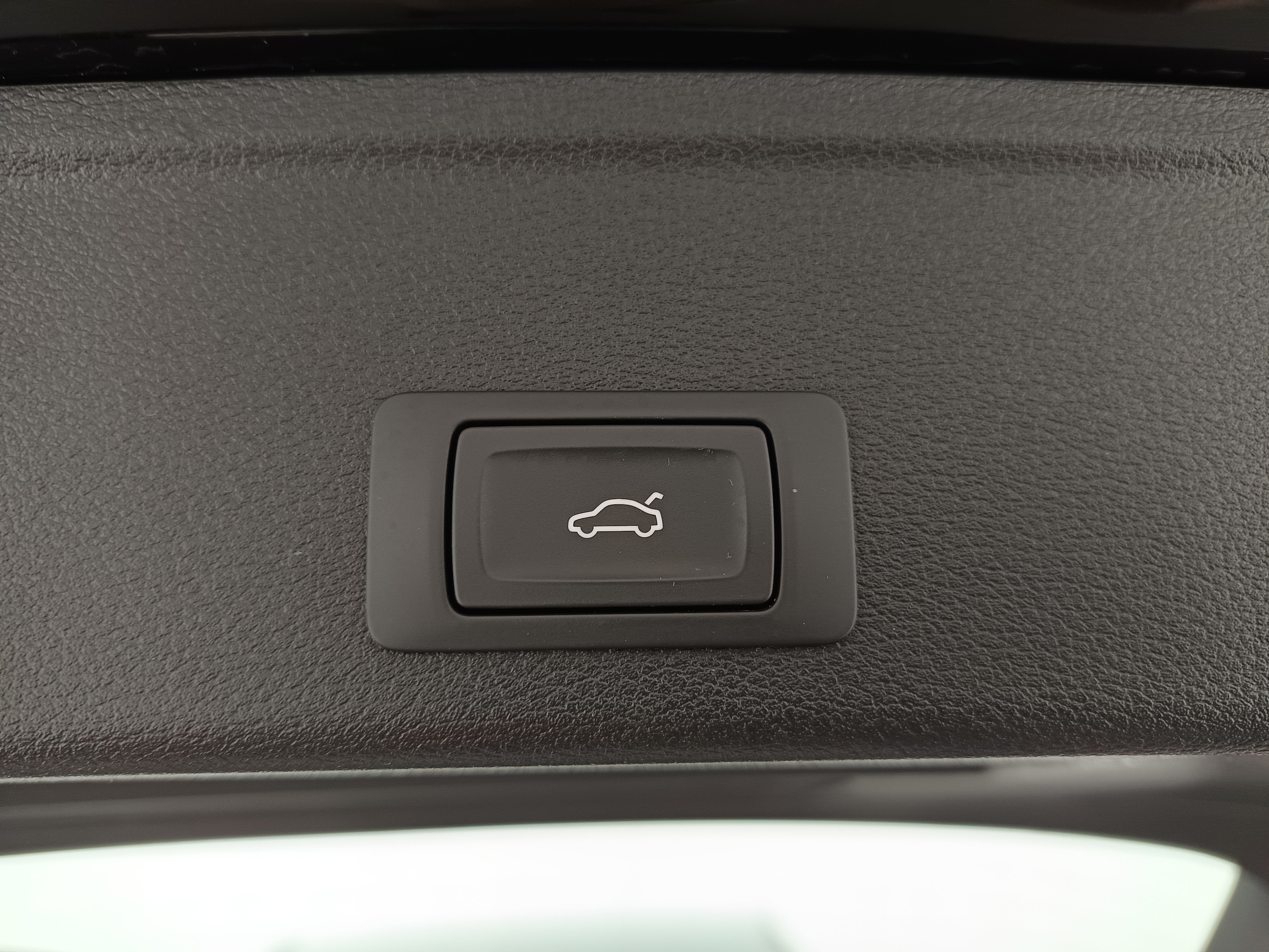 Audi A4 Avant 35 2.0 TFSI advanced | Bild 23 von 24