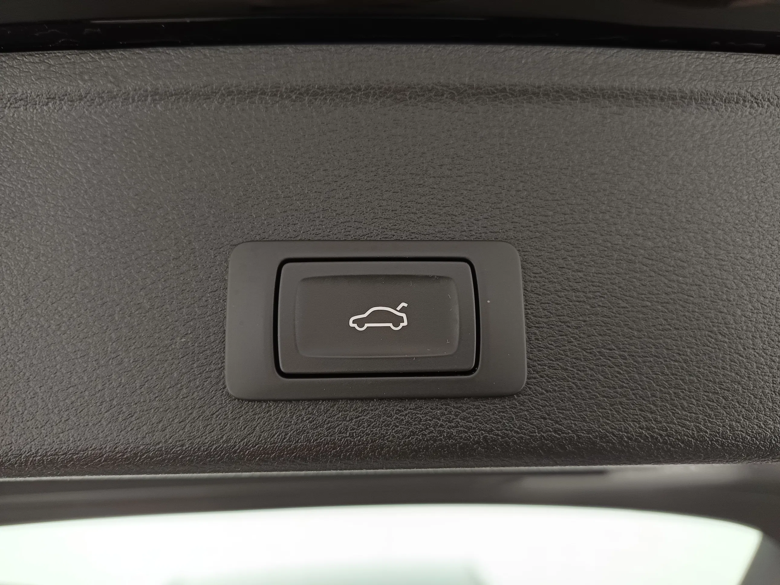 Audi A4 Avant 35 2.0 TFSI advanced | Bild 23 von 24