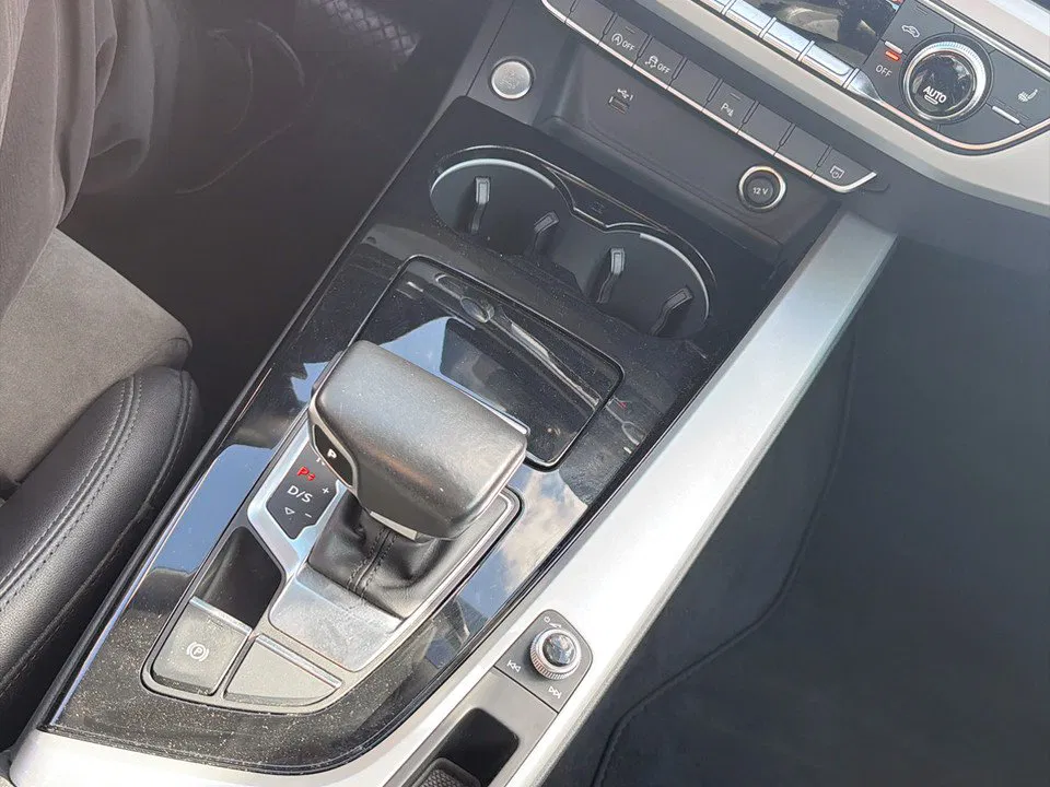 Audi A4 35 2.0 TDI | Bild 17 von 19