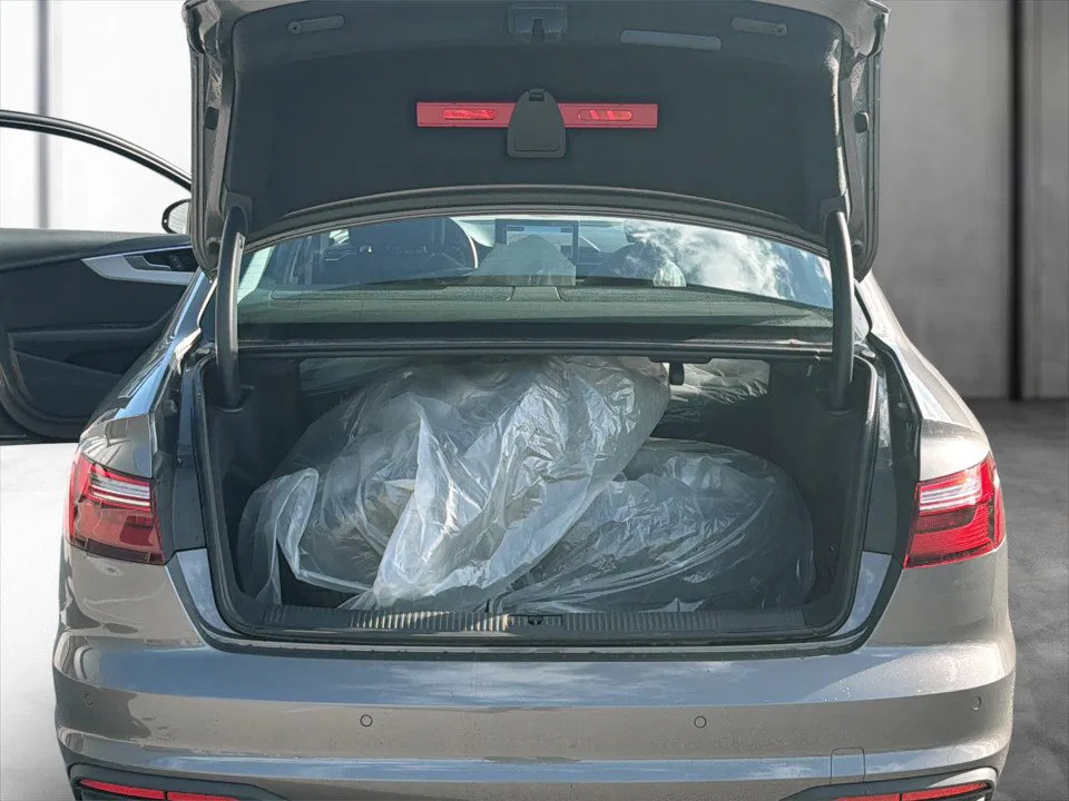 Audi A4 35 2.0 TDI | Bild 18 von 19