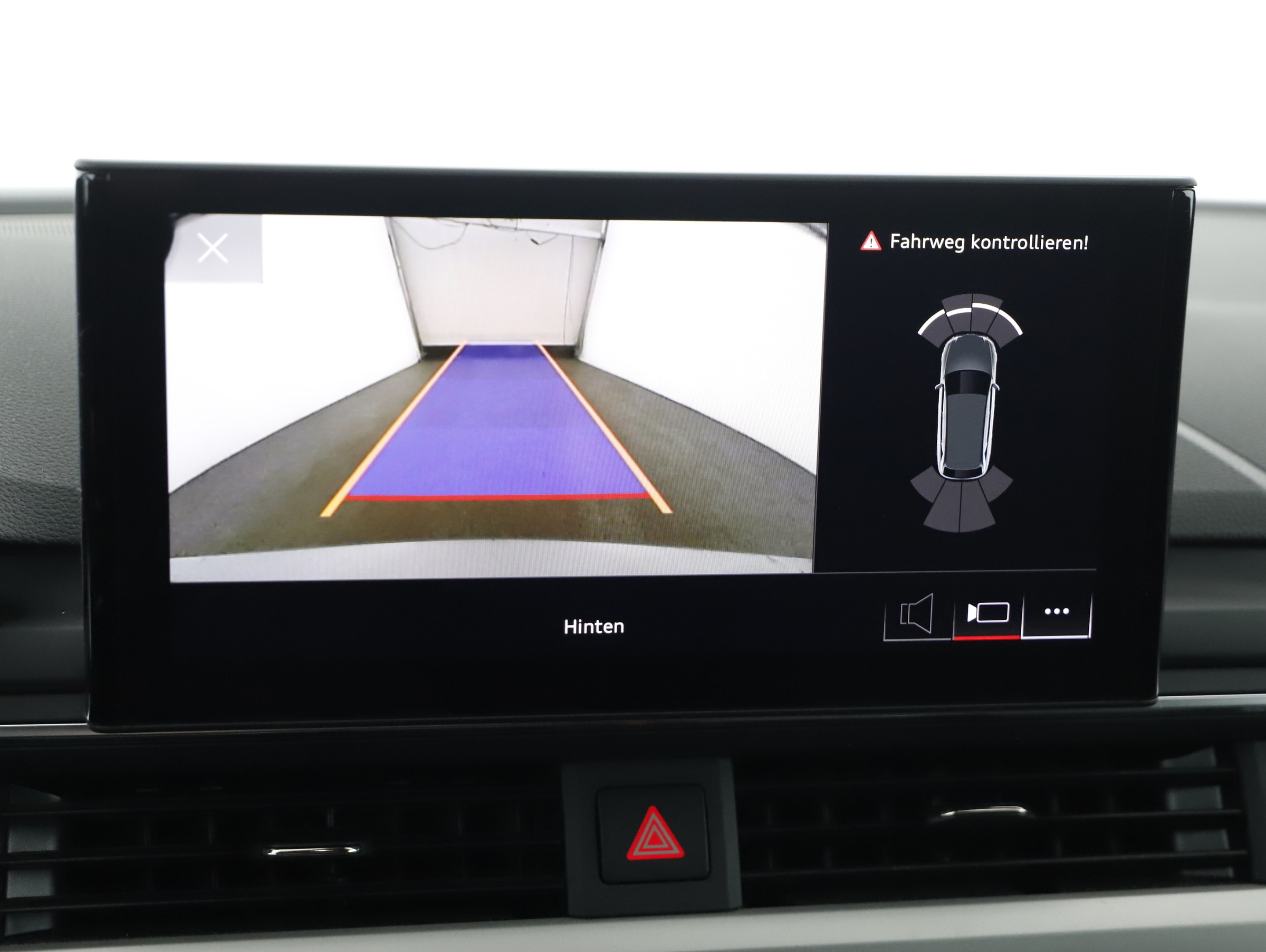 Audi A4 Avant 45 2.0 TFSI quattro advanced | Bild 22 von 30