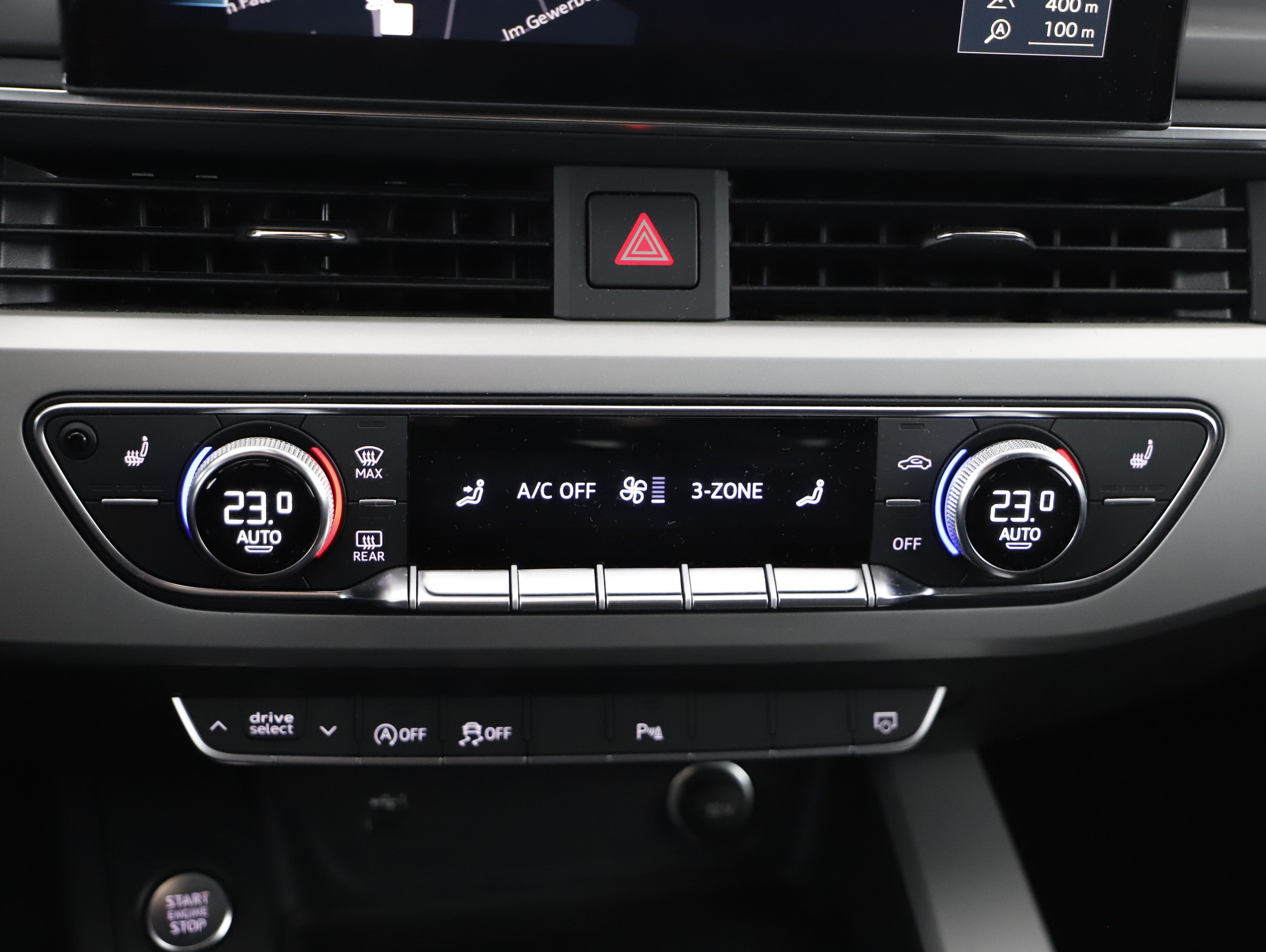 Audi A4 Avant 45 2.0 TFSI quattro advanced | Bild 25 von 30