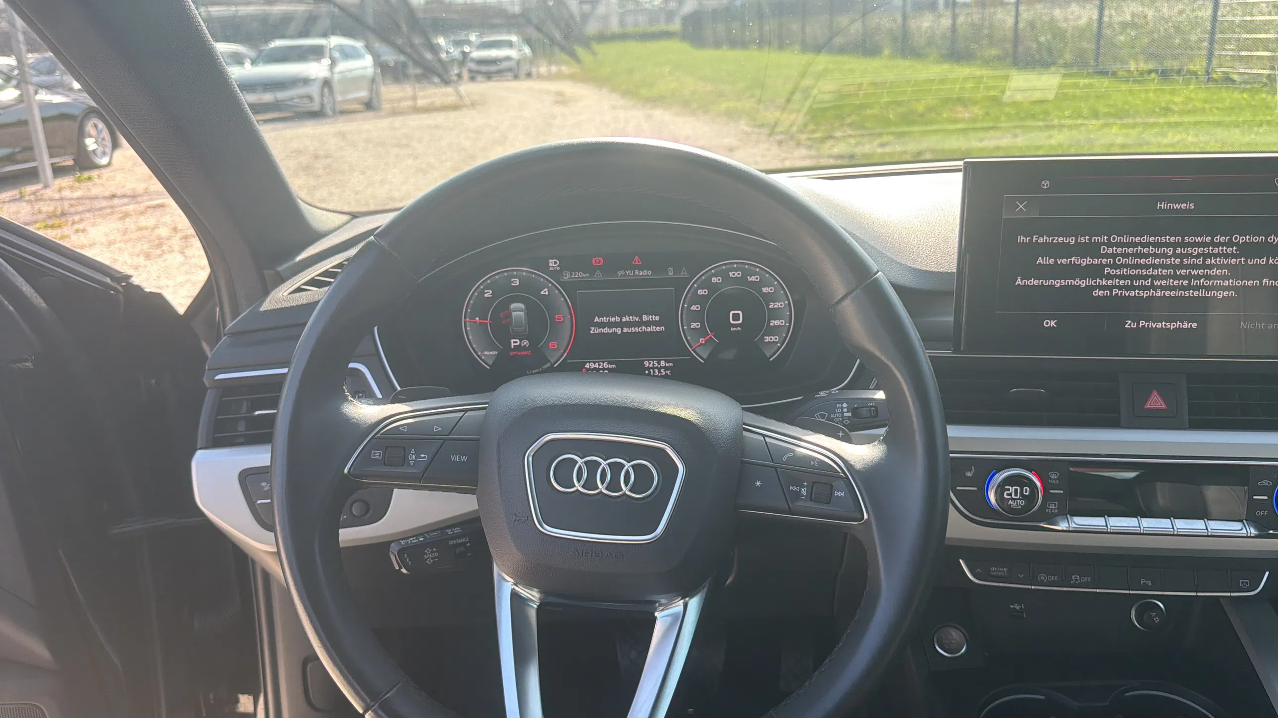 Audi A4 Avant 40 2.0 TDI quattro advanced | Bild 10 von 19