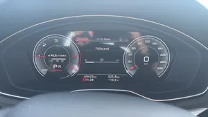 Audi A4 Avant 40 2.0 TDI quattro advanced | Thumbnail 11 von 19