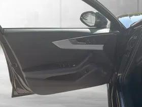 Audi A4 Avant 40 2.0 TDI quattro advanced | Thumbnail 7 von 19