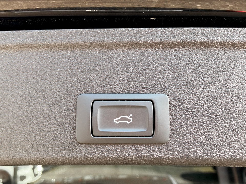 Audi A4 Avant 35 TDI Aut. | Bild 23 von 23