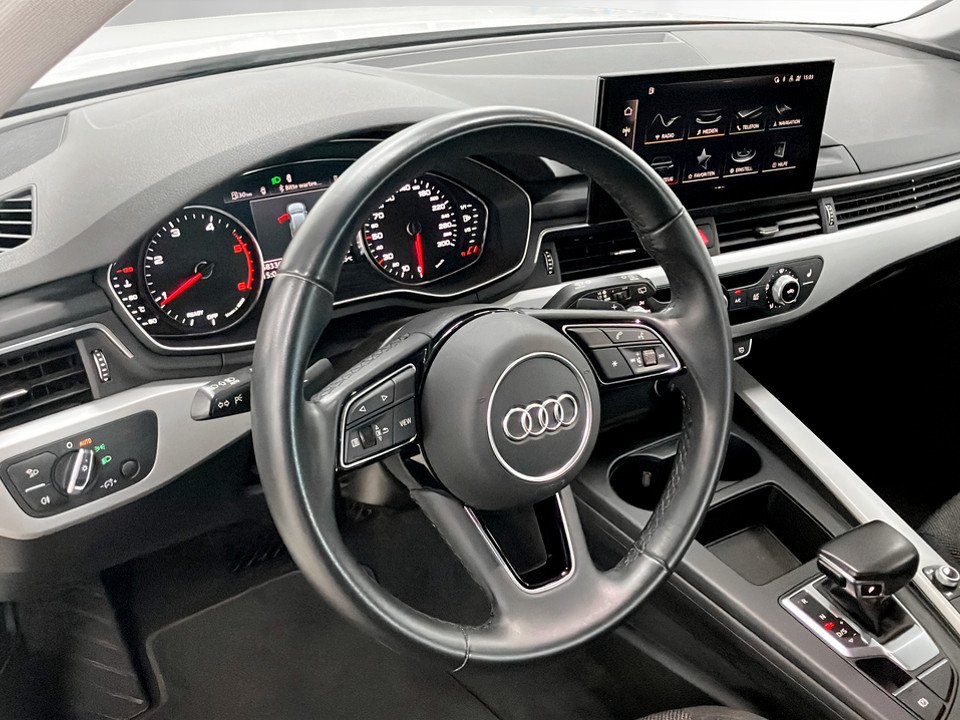 Audi A4 Avant 30 2.0 TDI advanced | Bild 12 von 24