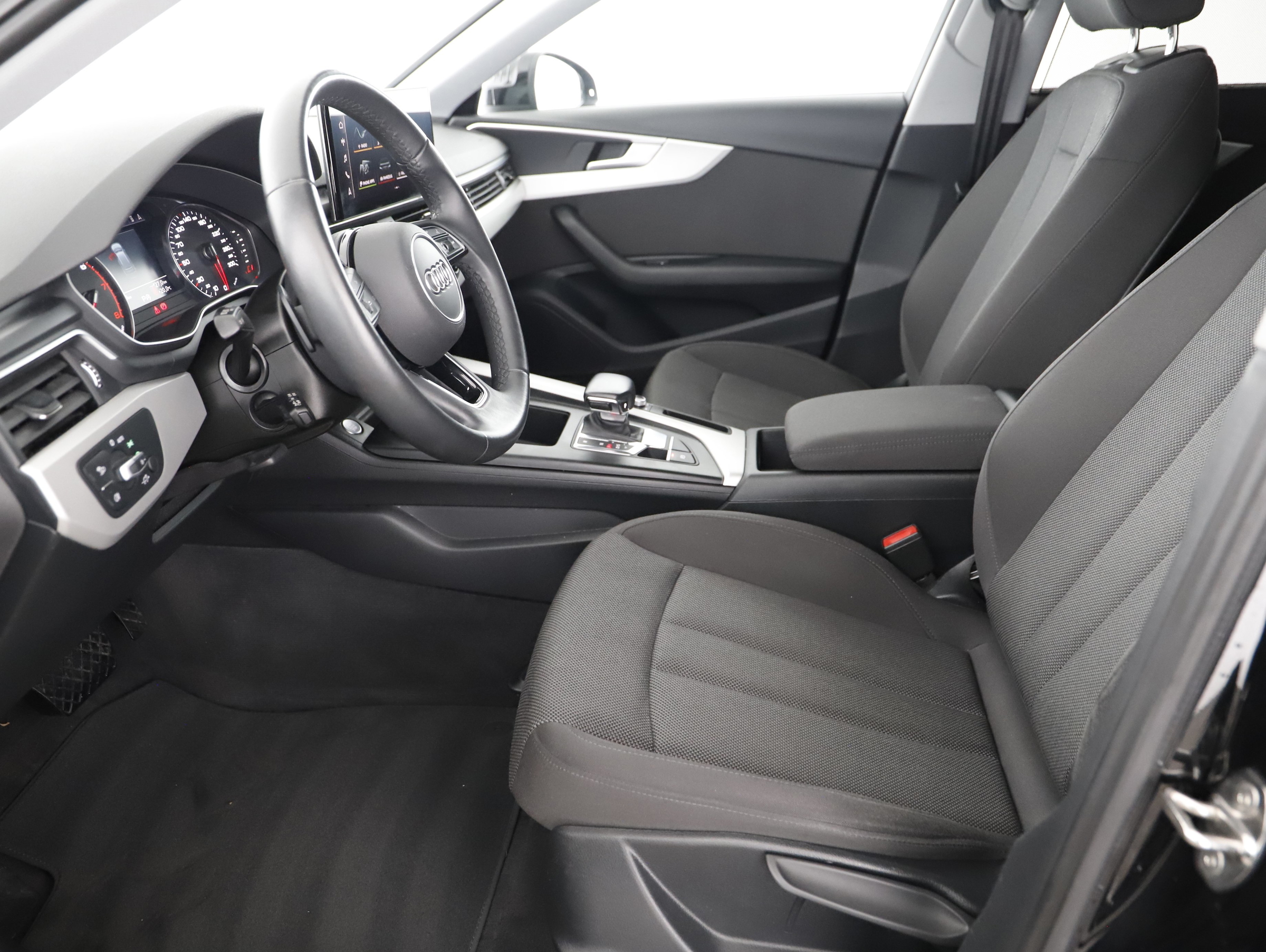 Bild eines Audi A4 Avant 35 2.0 TFSI advanced