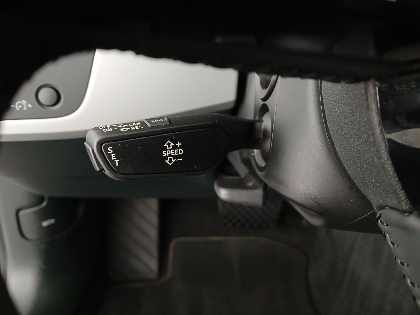 Audi A4 Avant 30 2.0 TDI advanced | Bild 13 von 24