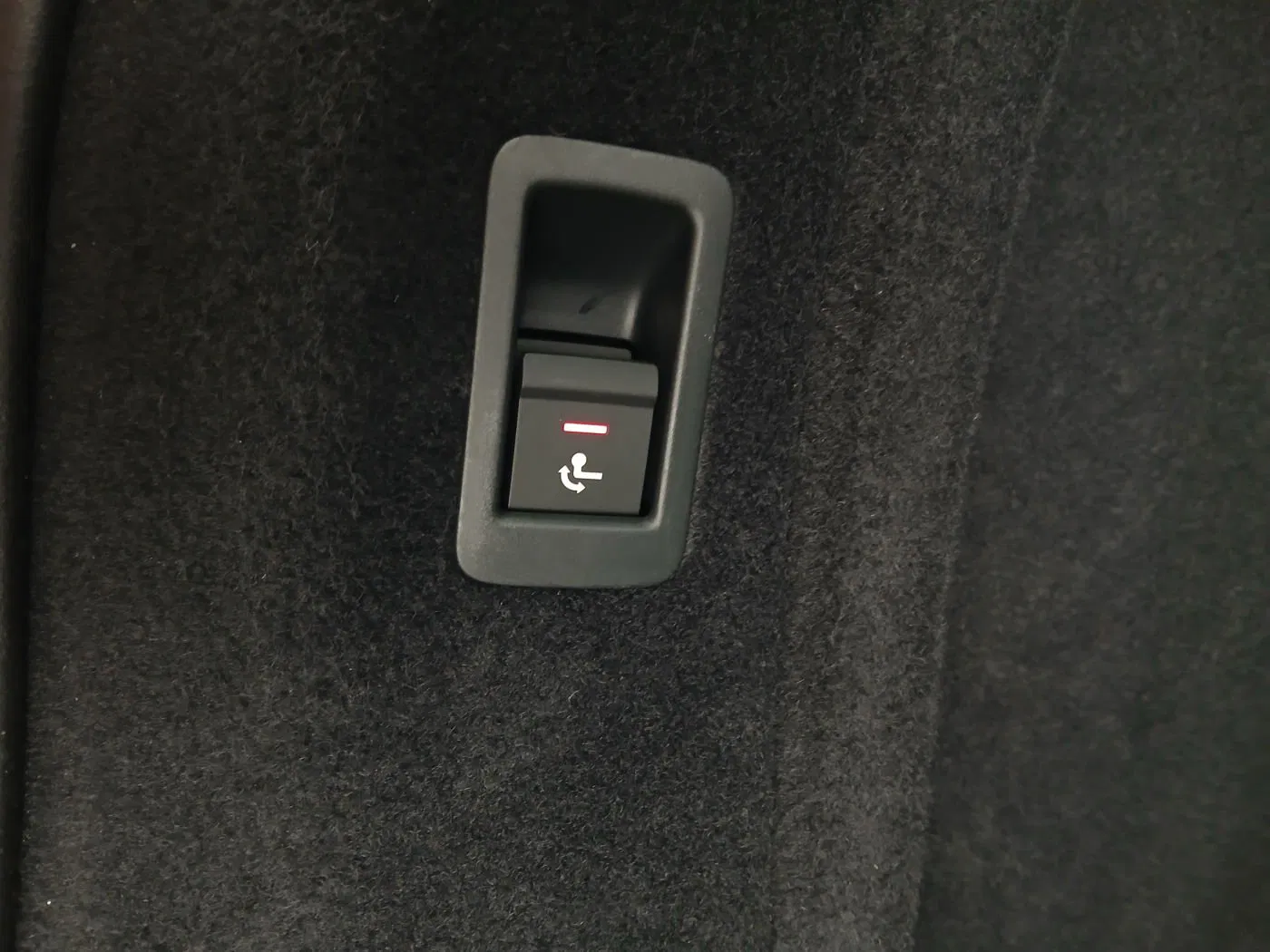 Audi A4 Avant 30 2.0 TDI advanced | Bild 10 von 24