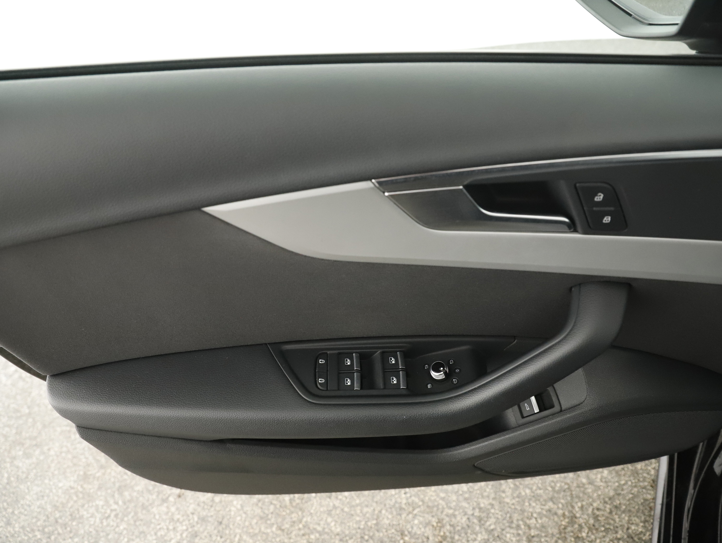 Audi A4 Avant 35 2.0 TDI S-Line | Bild 10 von 28