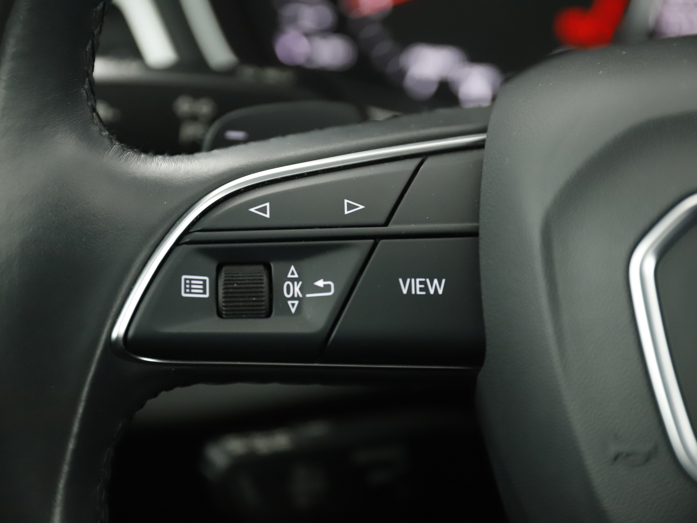 Audi A4 Avant 35 2.0 TDI S-Line | Bild 17 von 28