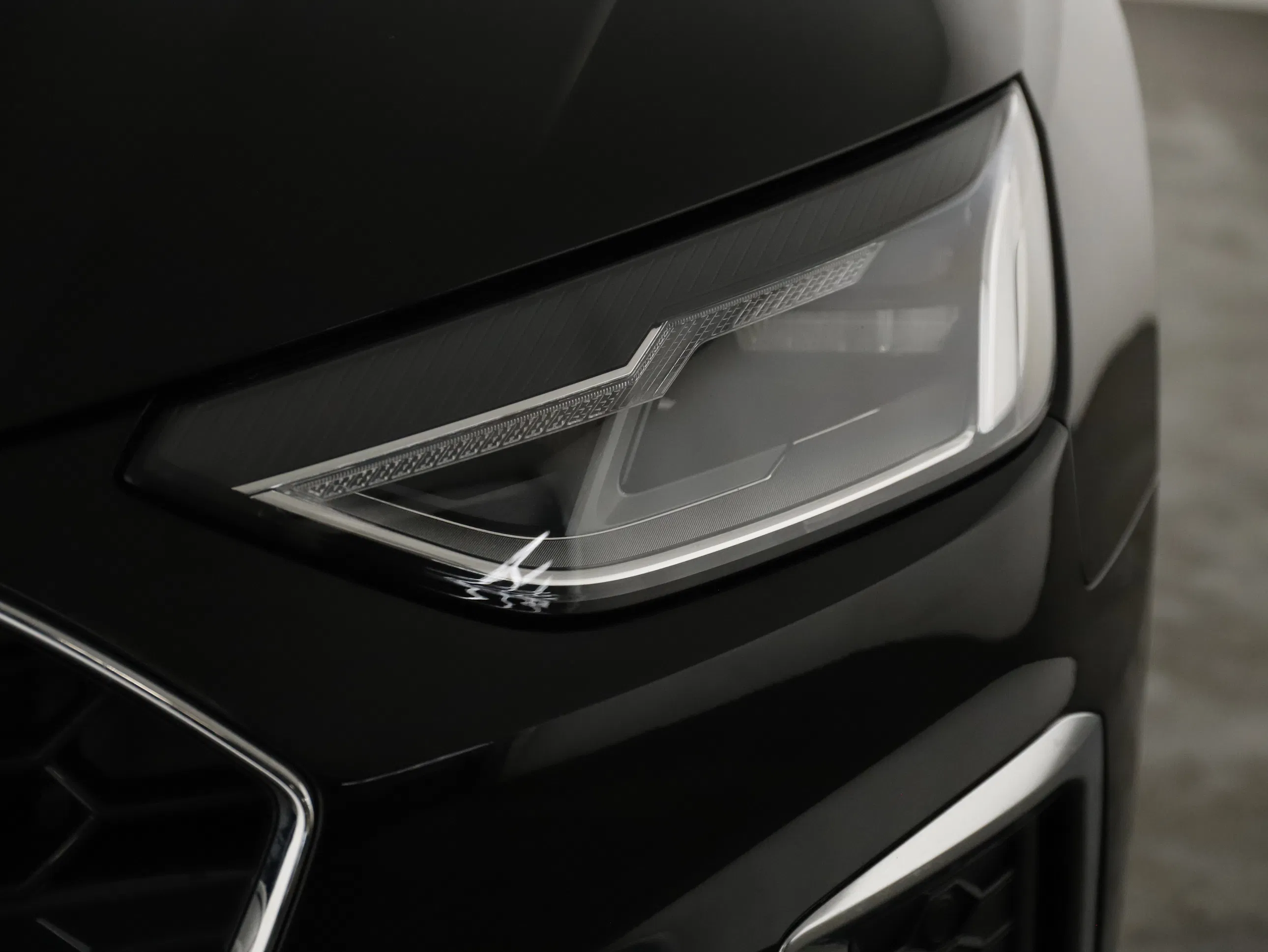 Audi A4 Avant 35 2.0 TDI S-Line | Bild 28 von 28