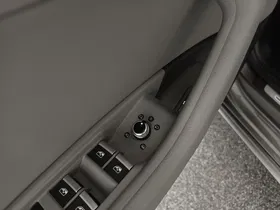 Audi A4 30 2.0 TDI S-Line | Thumbnail 12 von 31