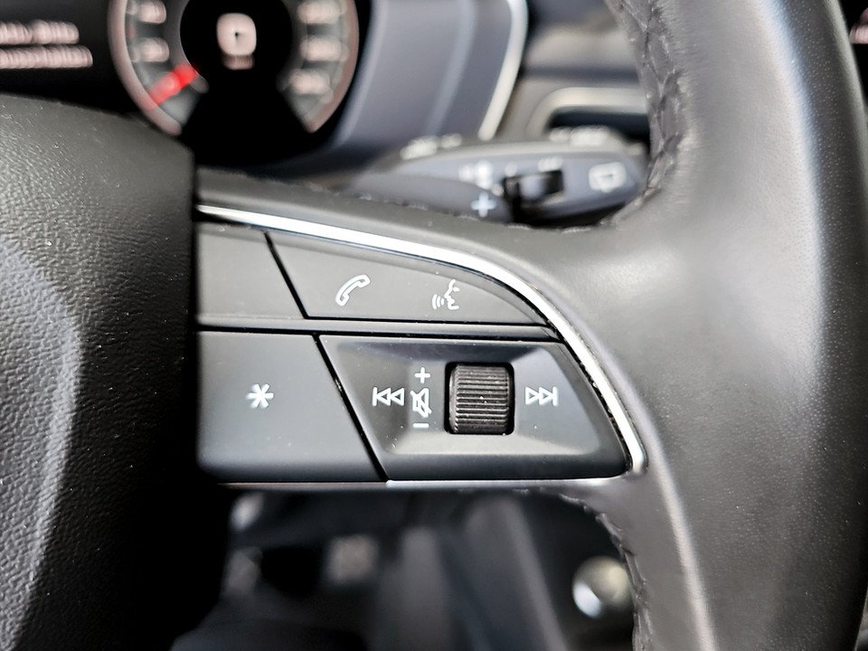 Audi A4 Avant 30 TDI AUT advanced | Bild 13 von 21